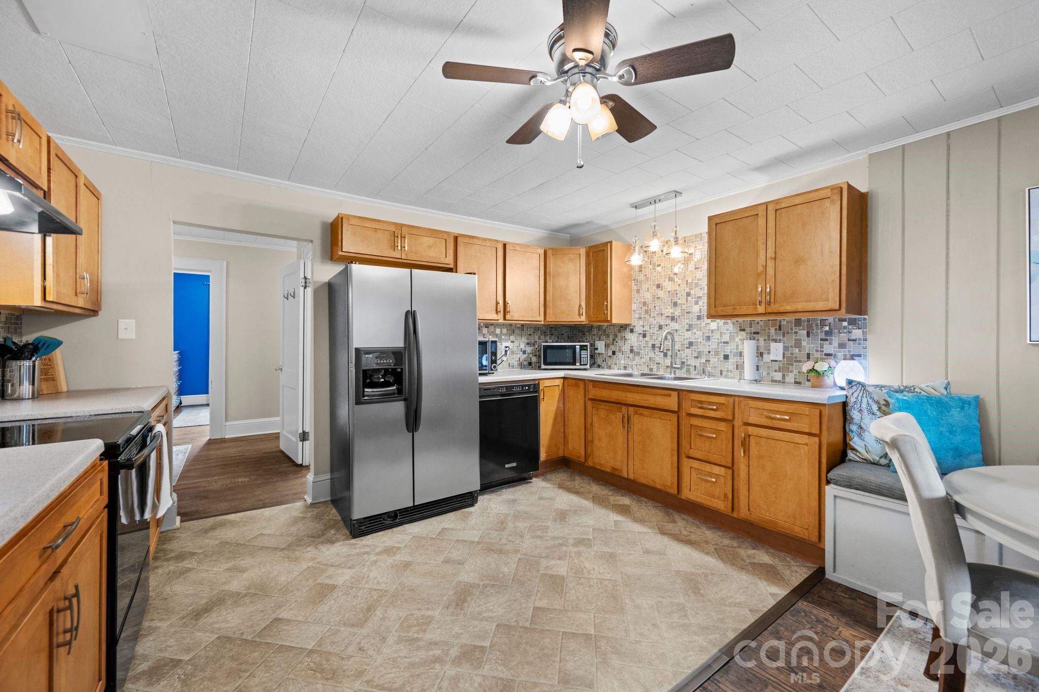 128 Avon Street — Mocksville