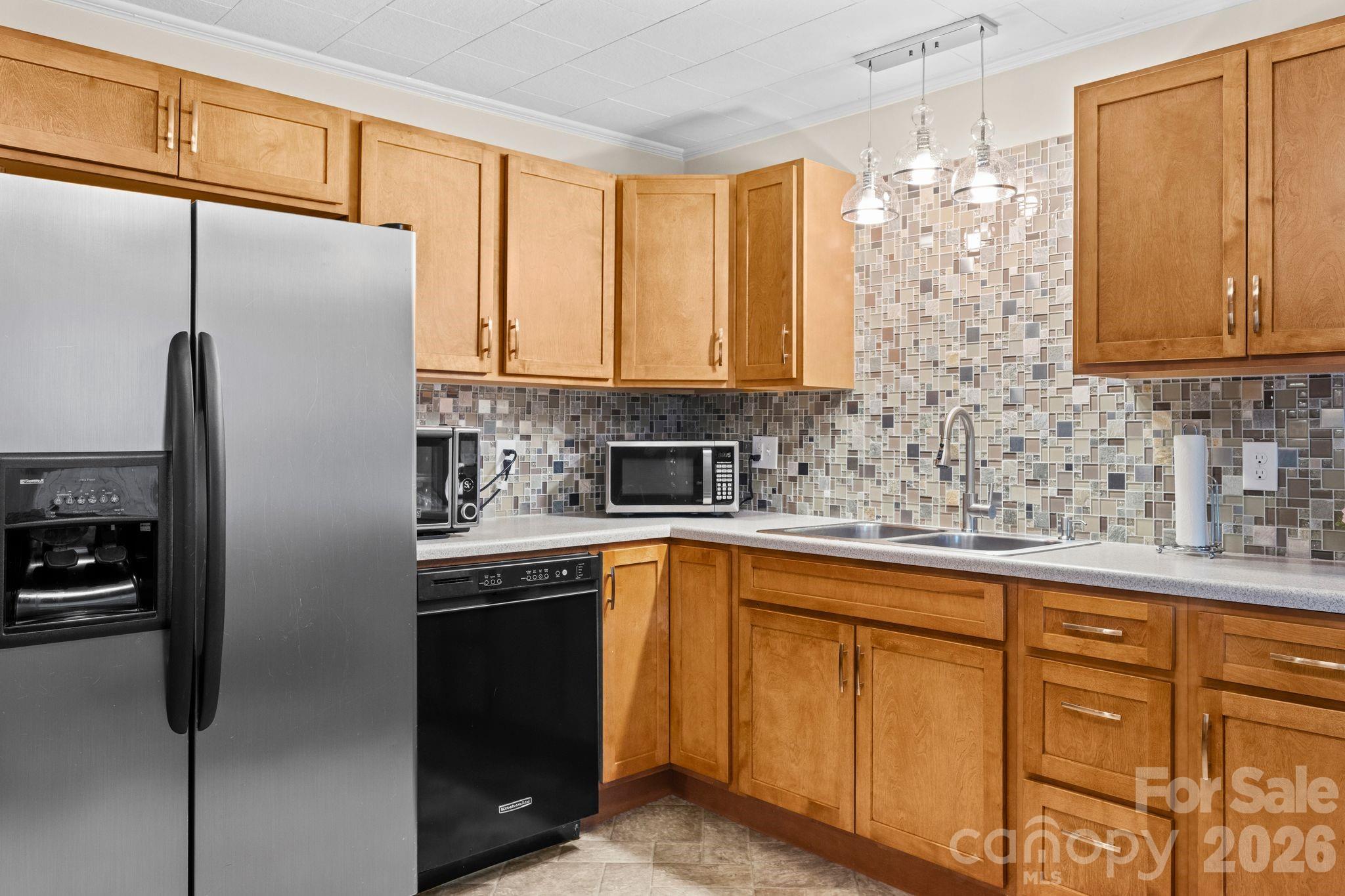 128 Avon Street — Mocksville