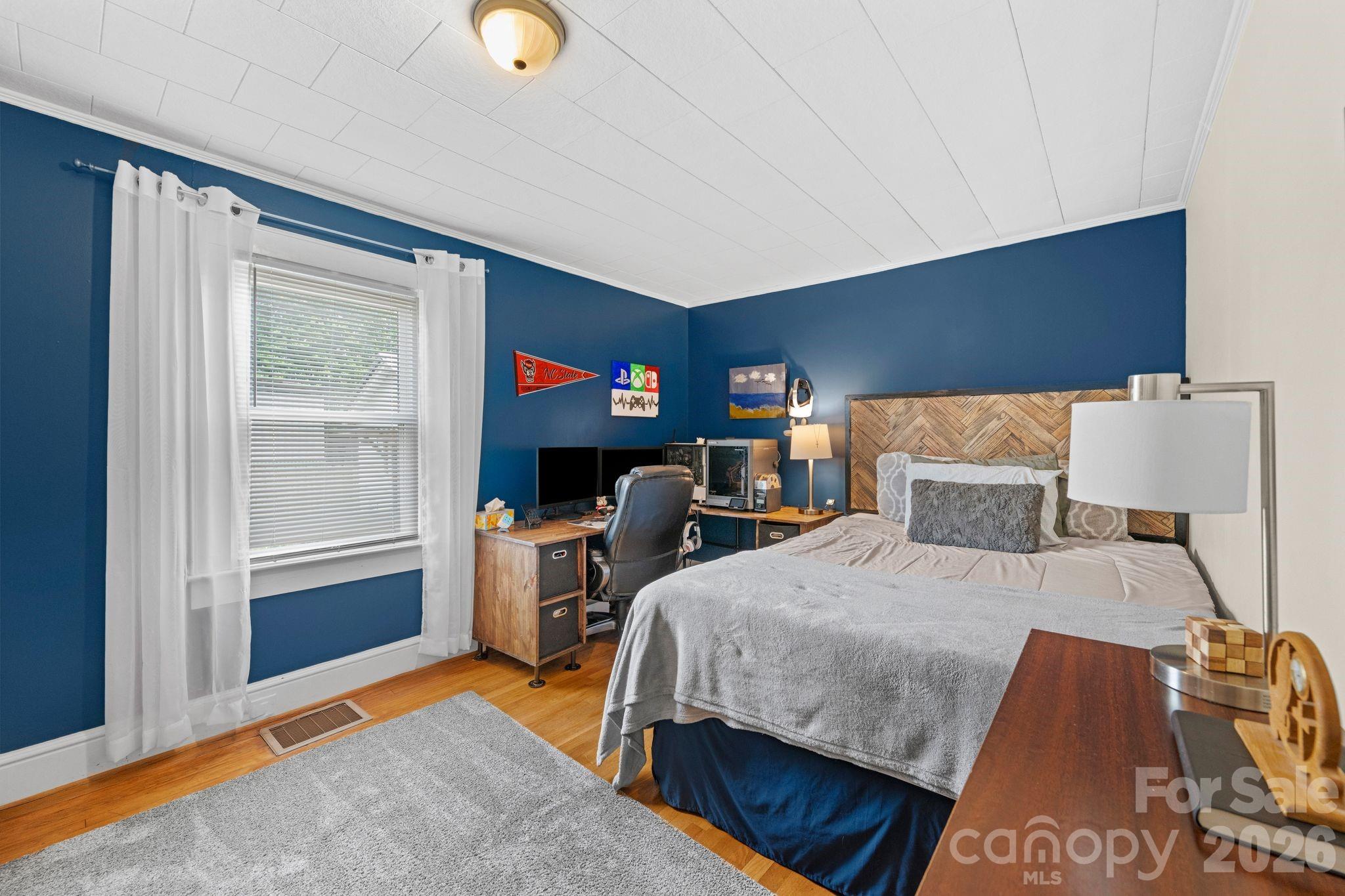 128 Avon Street — Mocksville