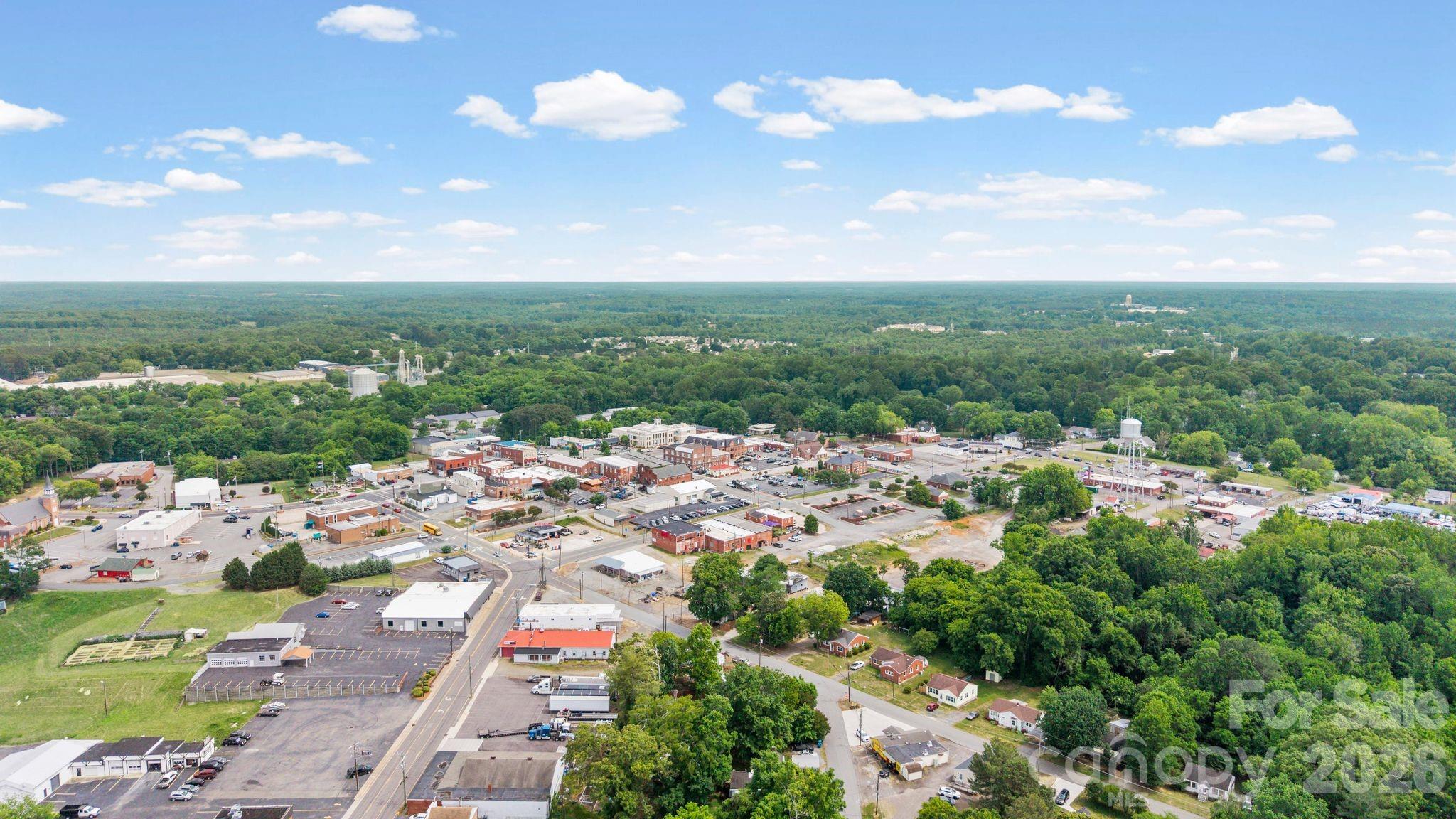 128 Avon Street — Mocksville