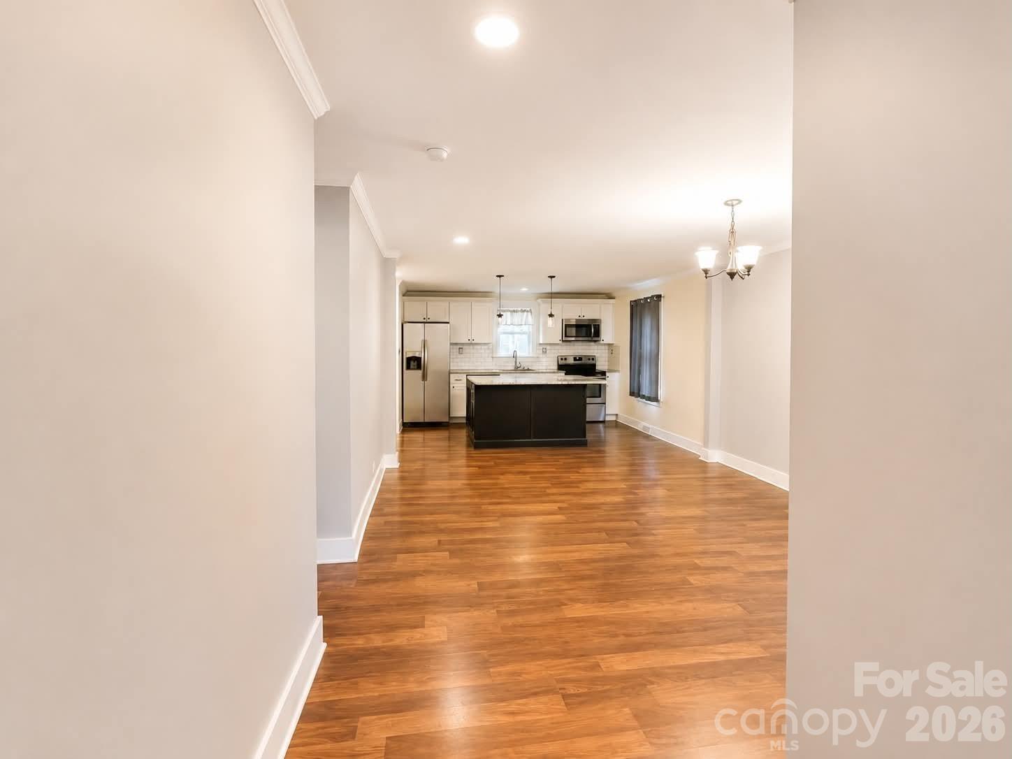 383 E Catawba Avenue — Mooresville