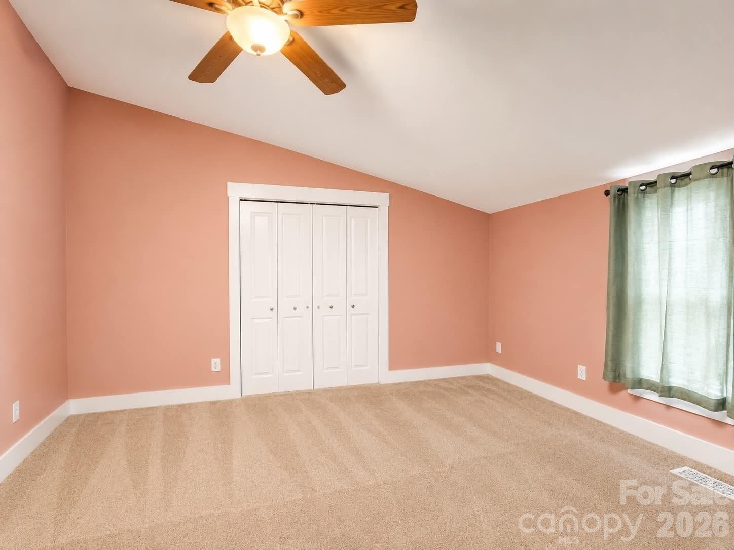 383 E Catawba Avenue — Mooresville