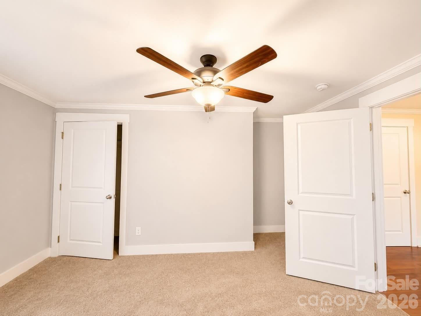 383 E Catawba Avenue — Mooresville