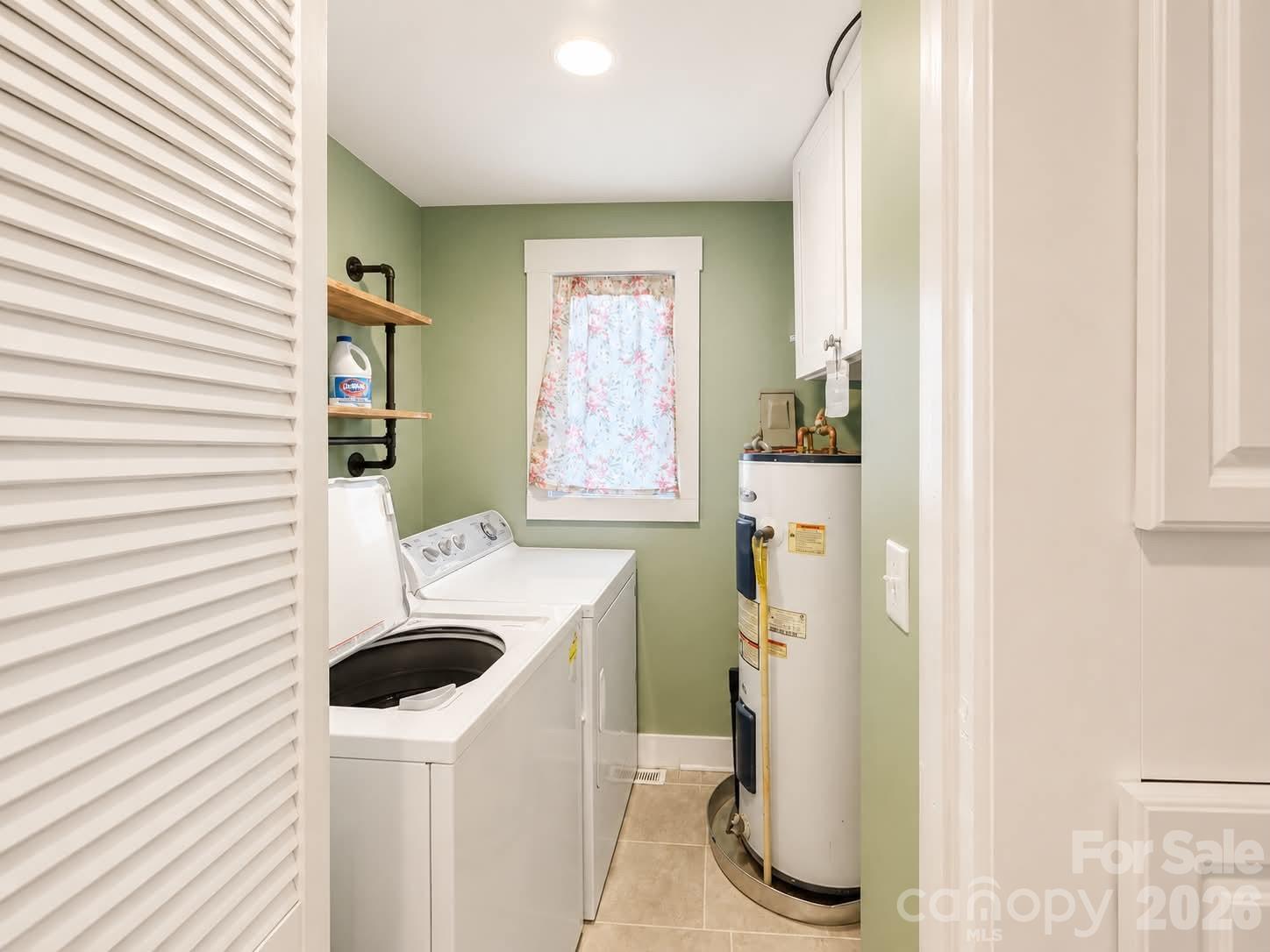 383 E Catawba Avenue — Mooresville