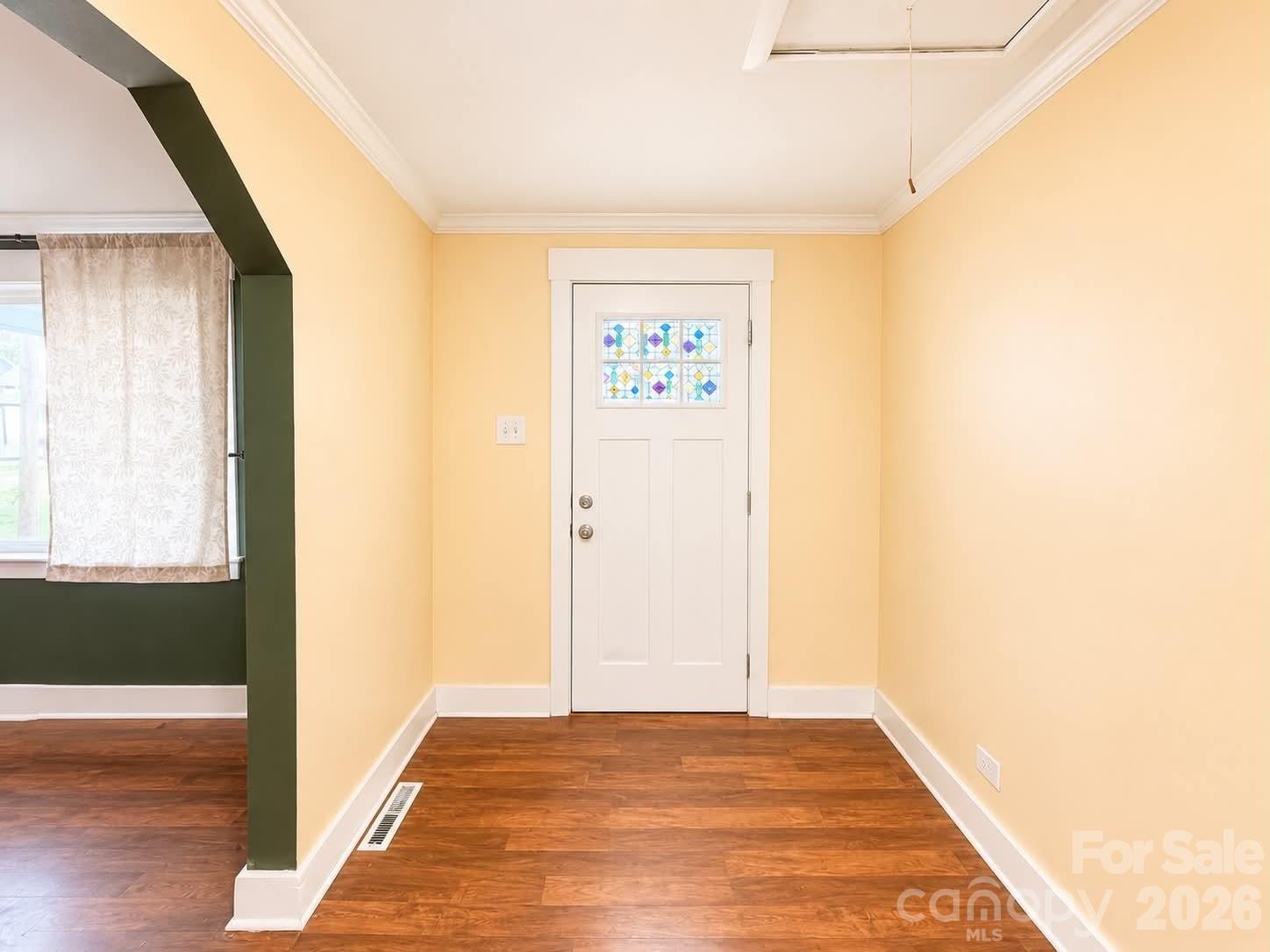 383 E Catawba Avenue — Mooresville