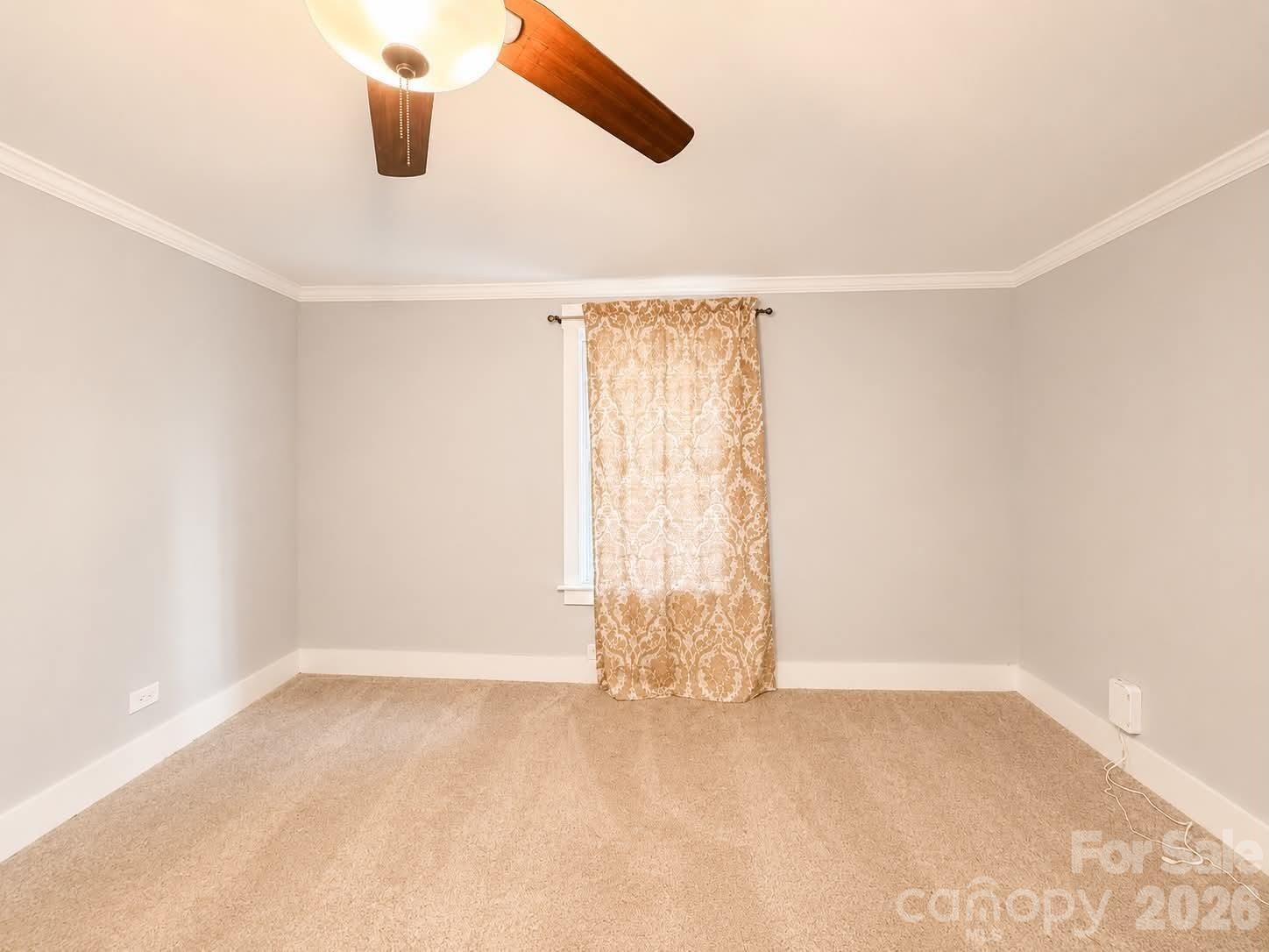 383 E Catawba Avenue — Mooresville
