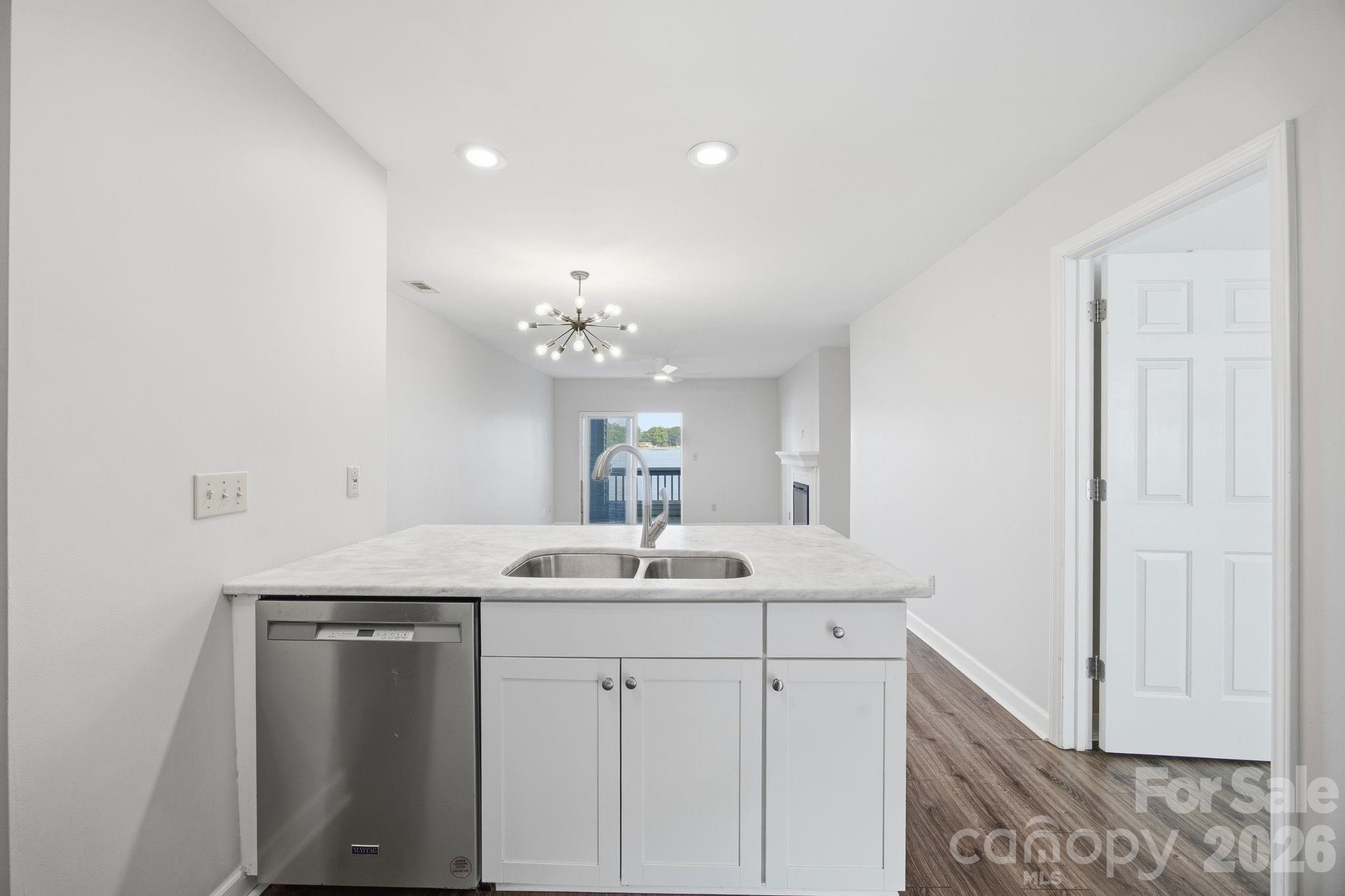 913 Southwest Drive — Davidson
