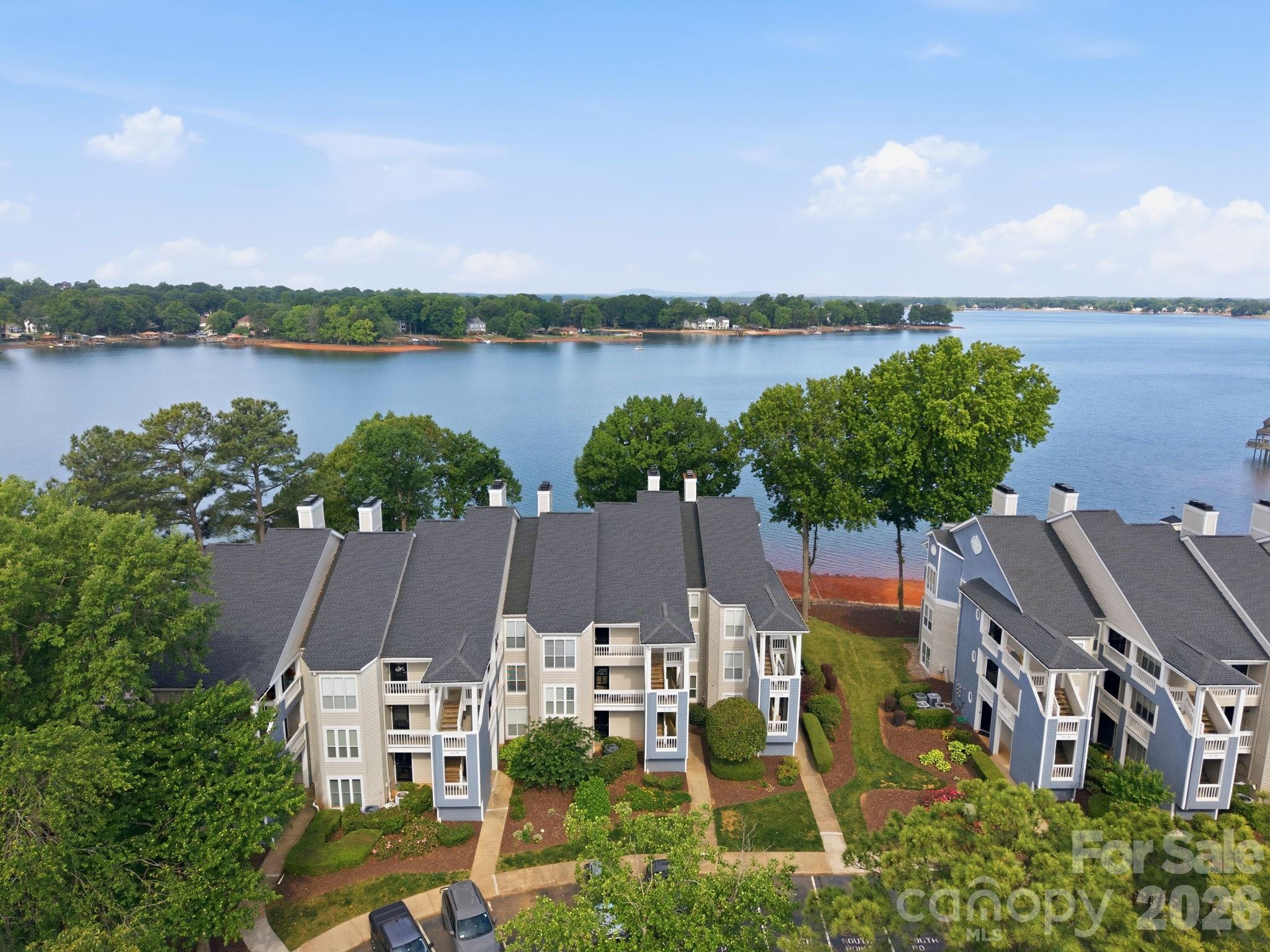 913 Southwest Drive — Davidson