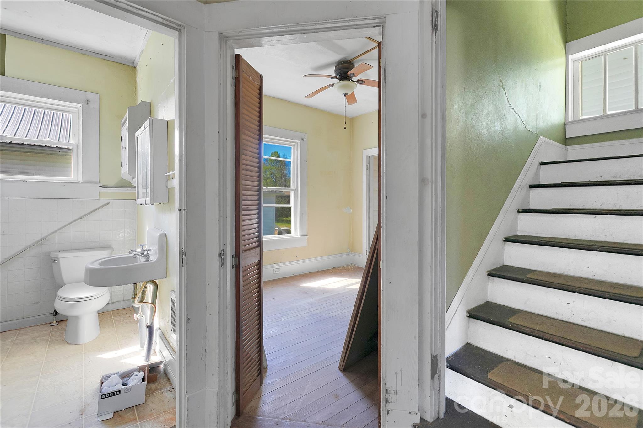 204 Main Street — Rosman