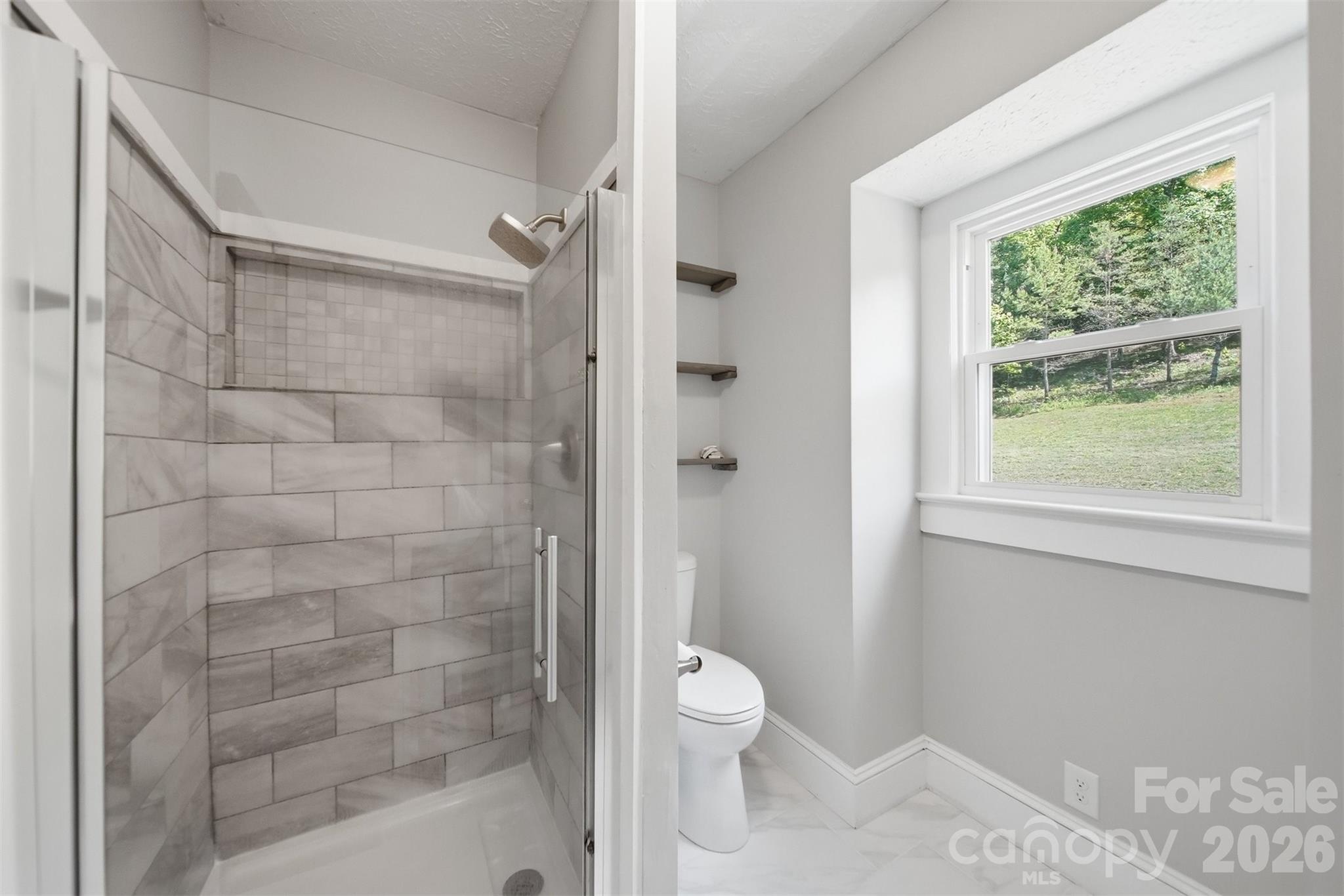 4316 Grandin Road — Lenoir
