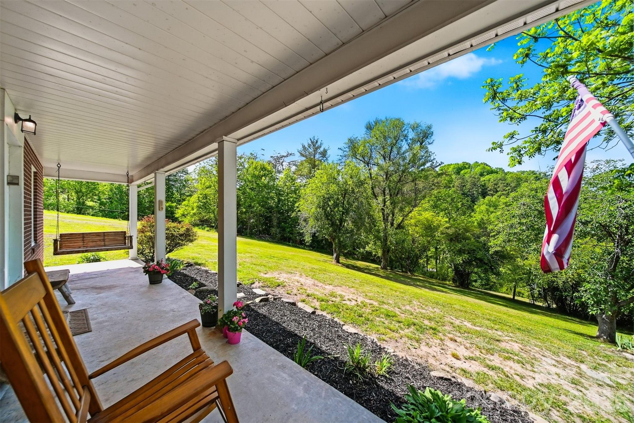 4316 Grandin Road — Lenoir