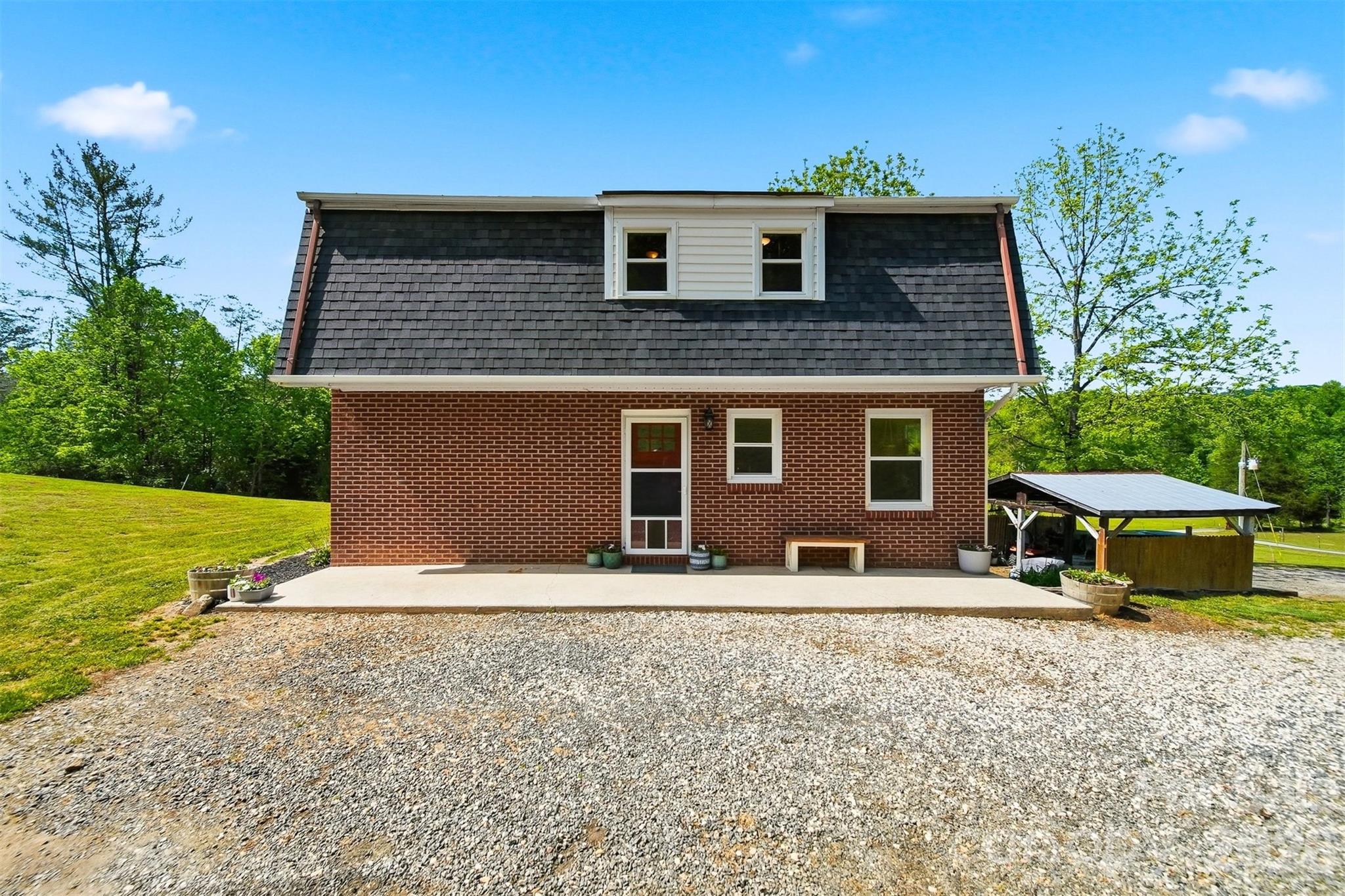 4316 Grandin Road — Lenoir