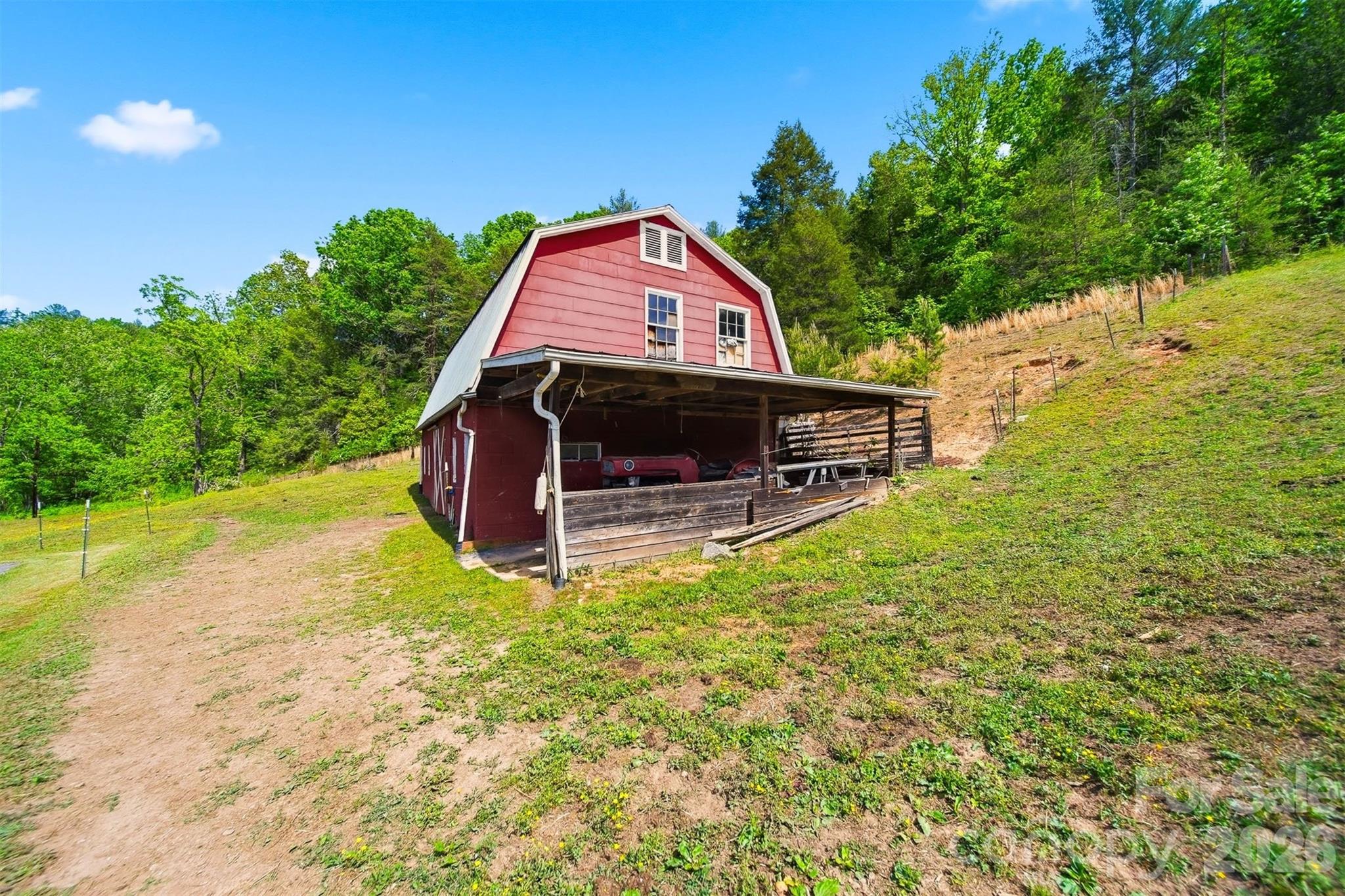 4316 Grandin Road — Lenoir