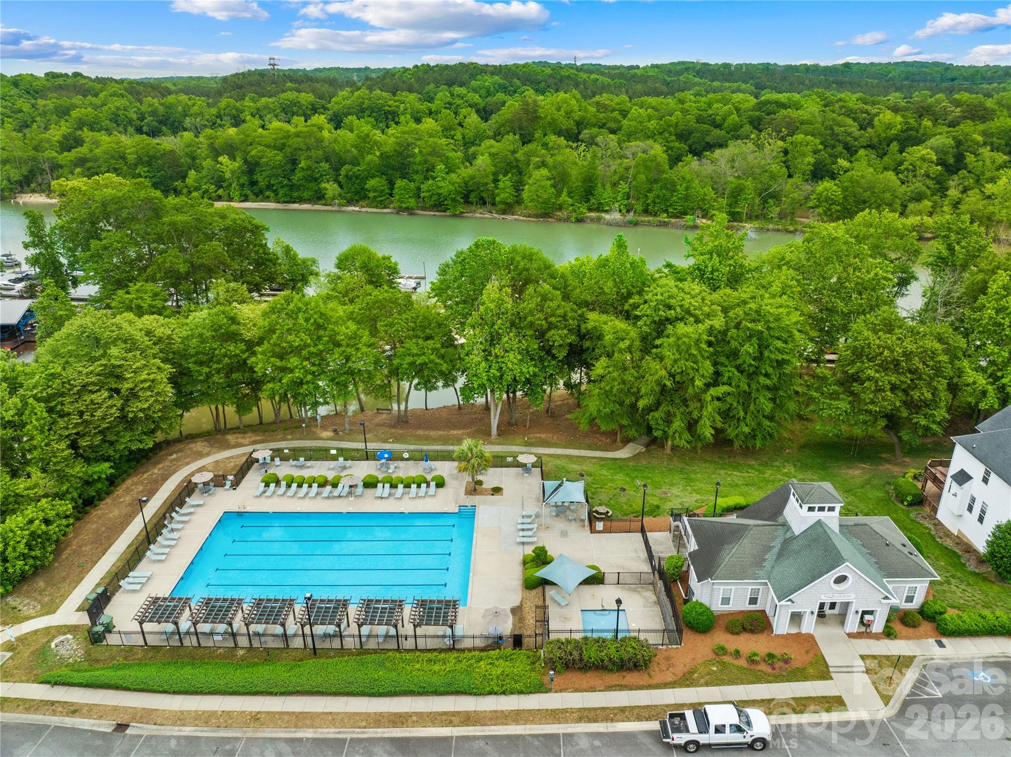 124 Huckleberry Lane — Mount Holly