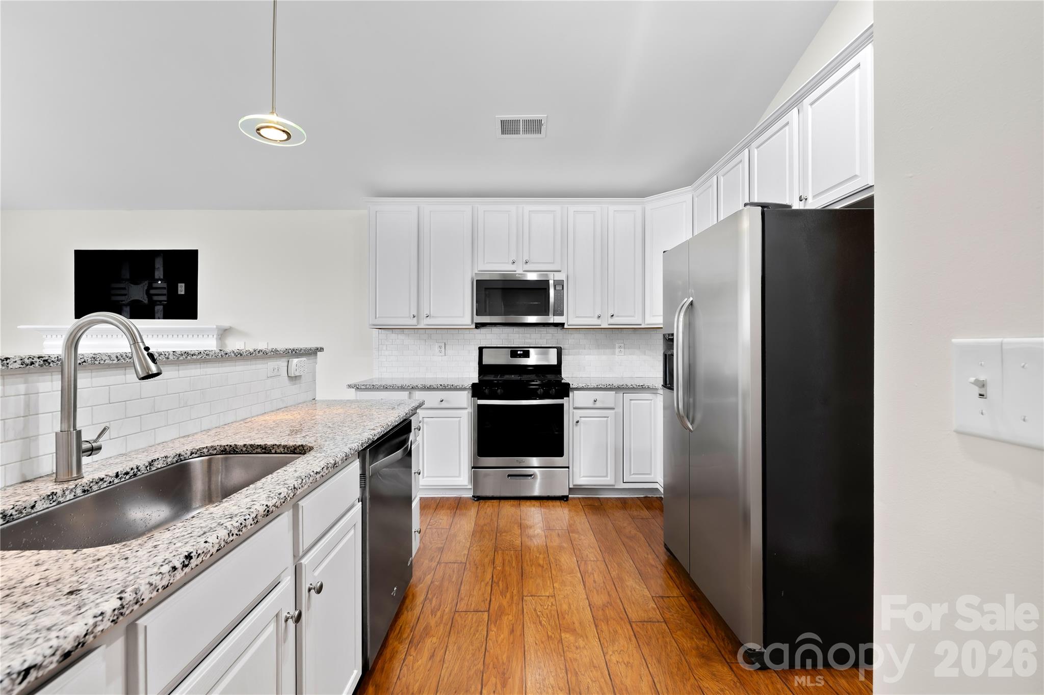 124 Huckleberry Lane — Mount Holly