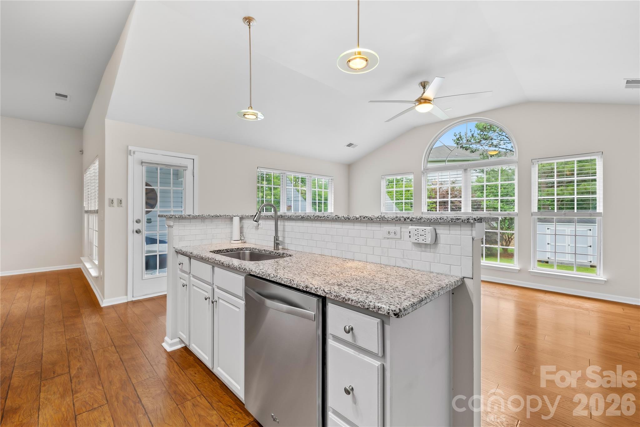 124 Huckleberry Lane — Mount Holly