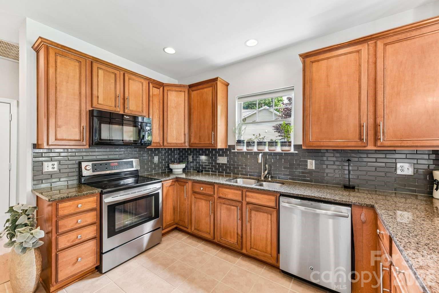 541 Marblewood Court — Fort Mill