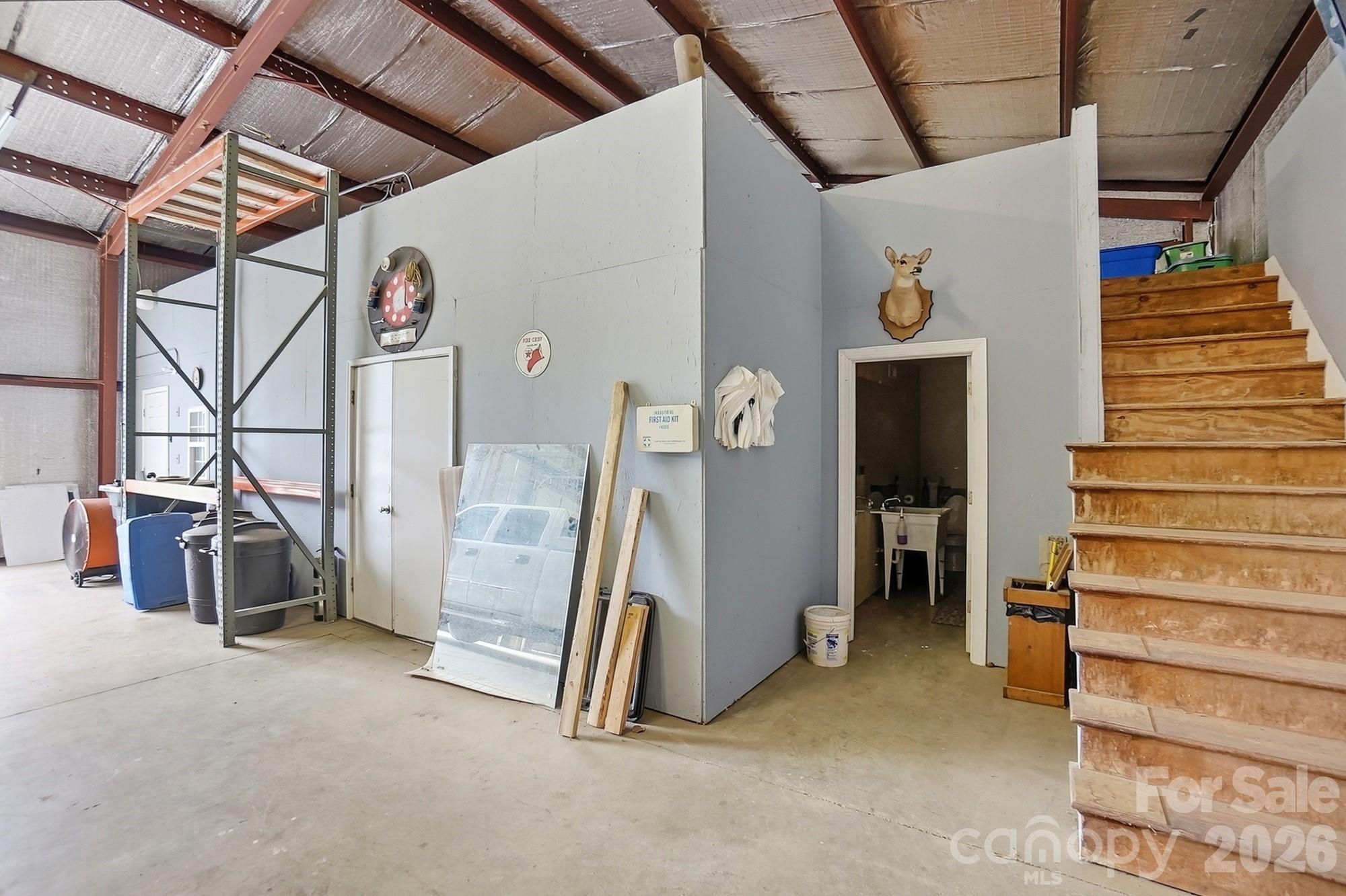 4017 Mullis Newsome Road — Monroe
