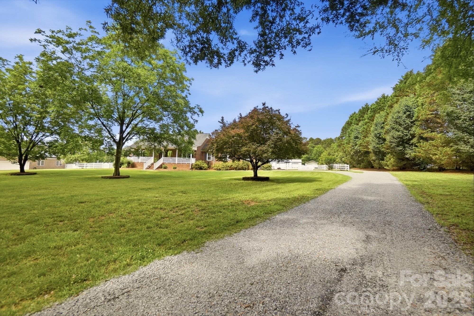 4017 Mullis Newsome Road — Monroe