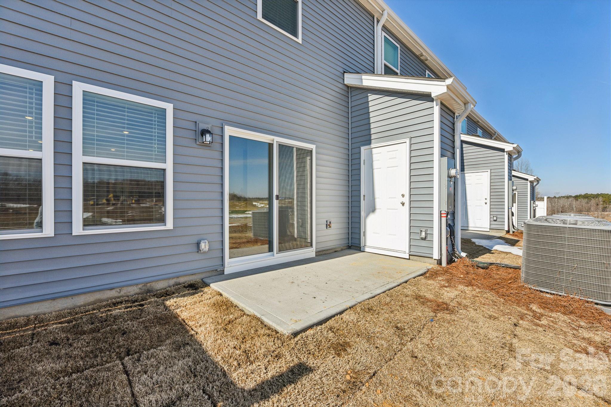 9036 Foggy Brook Loop — Charlotte