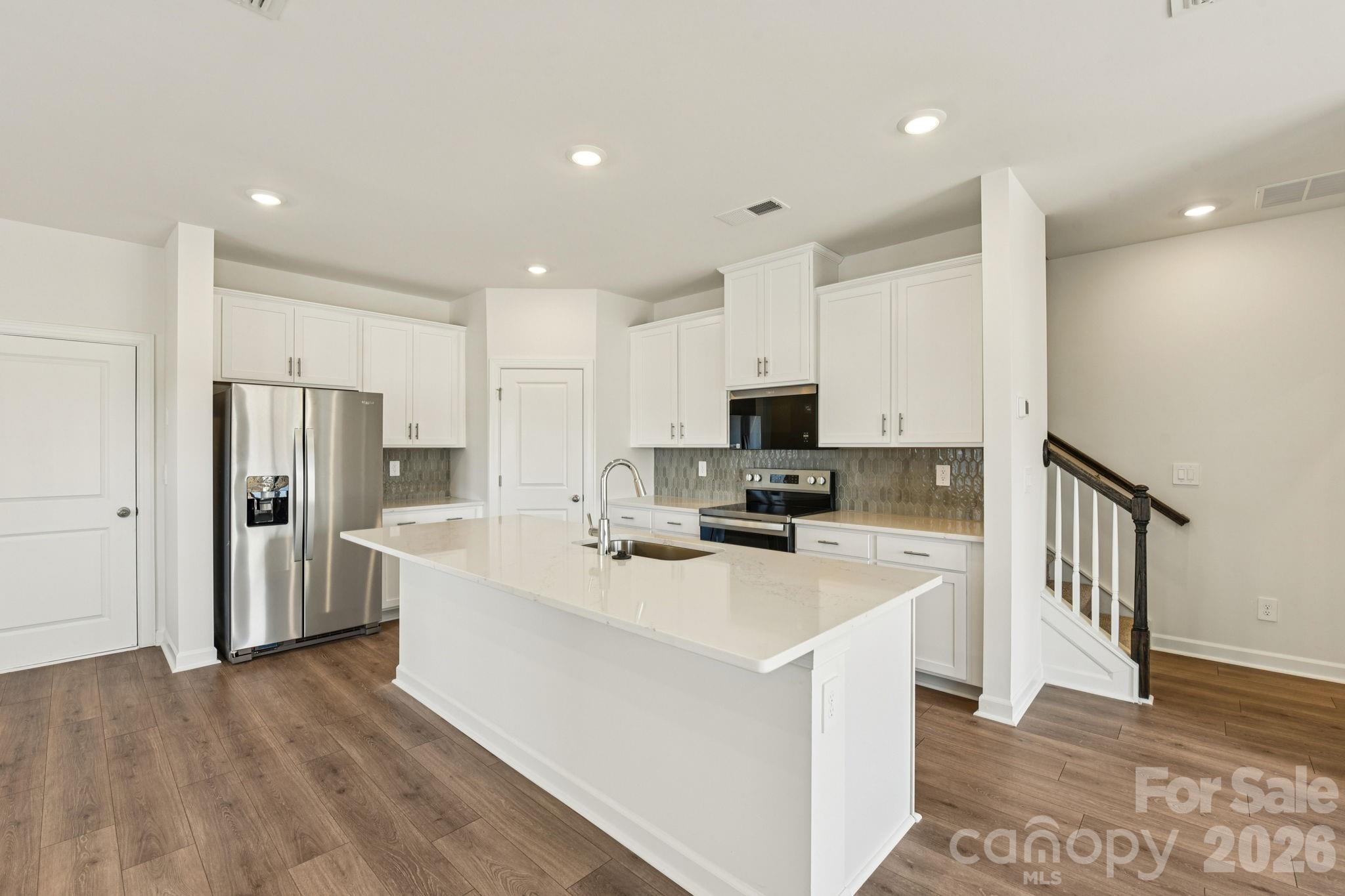 9036 Foggy Brook Loop — Charlotte