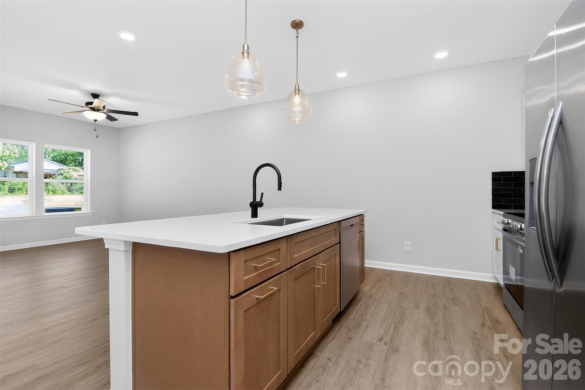 337 N Hoskins Road — Charlotte