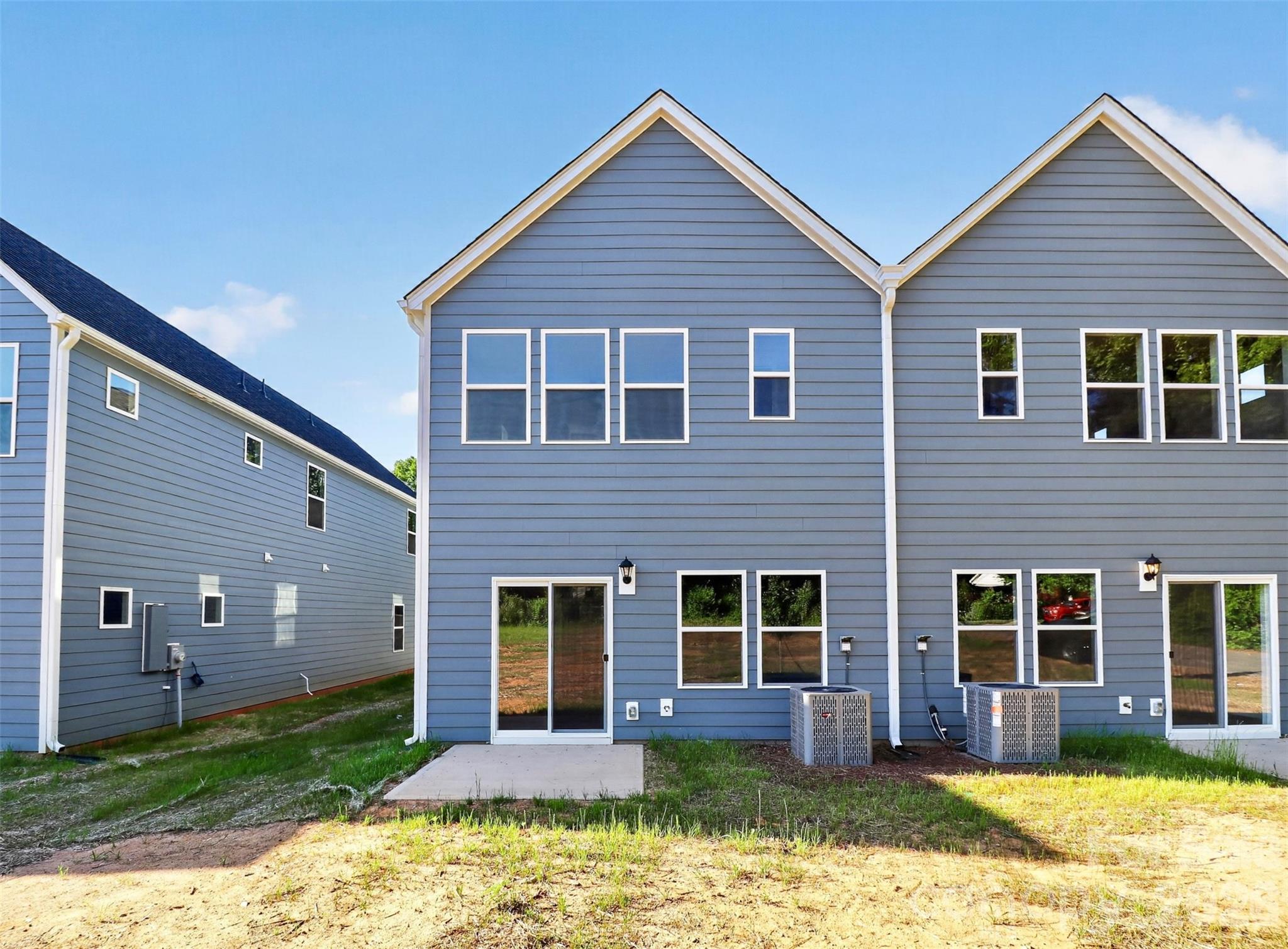 337 N Hoskins Road — Charlotte