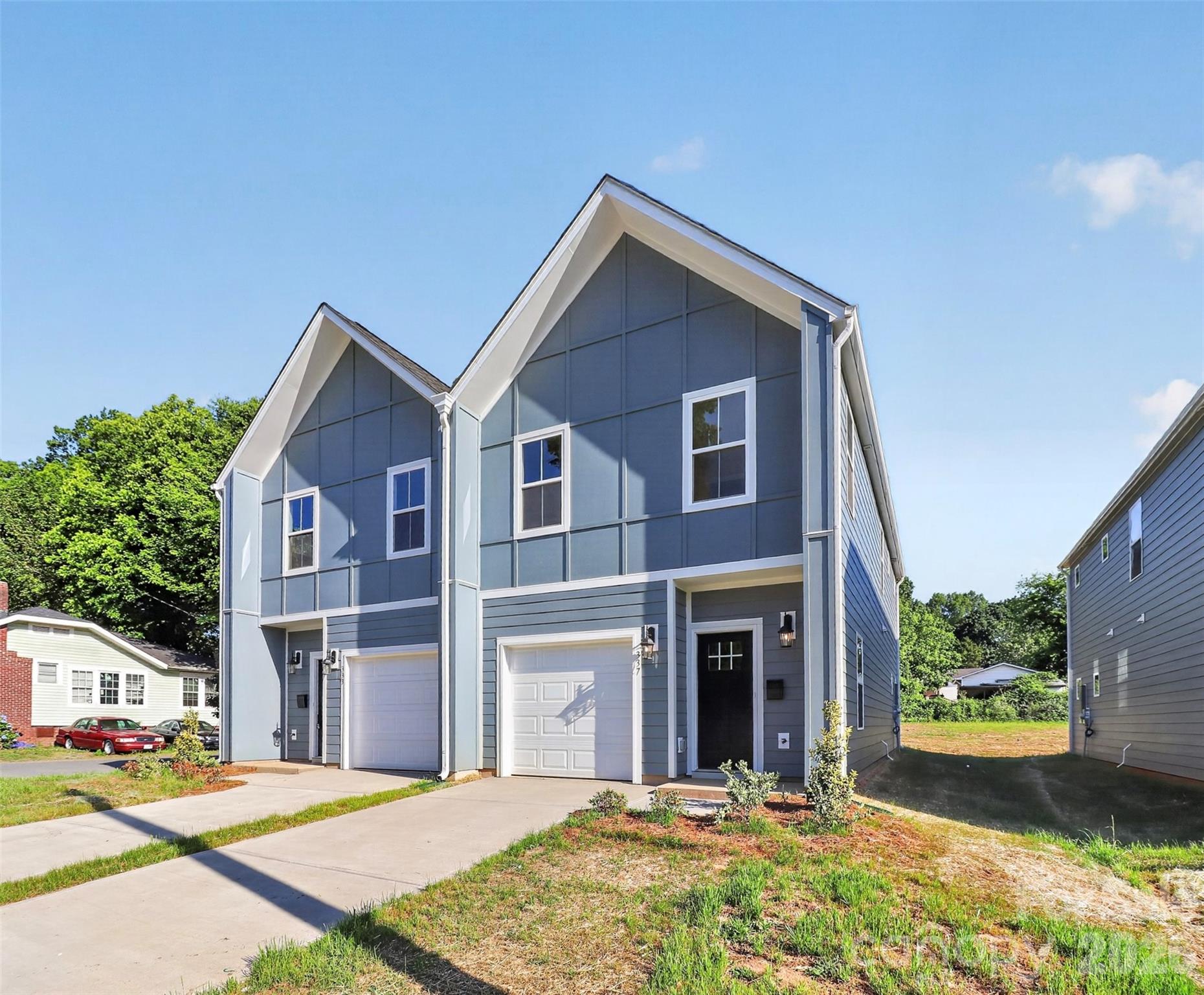 337 N Hoskins Road — Charlotte