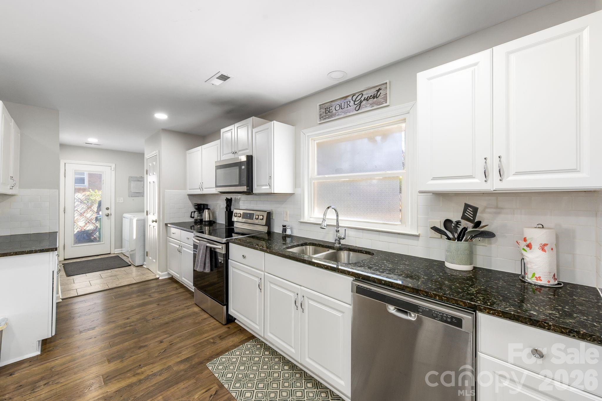 4508 Belle Plaine Drive — Charlotte