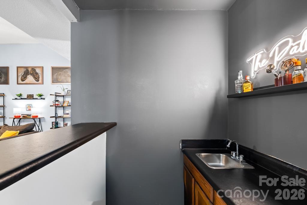 6509 Wealdstone Court — Mint Hill