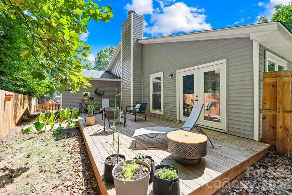 6509 Wealdstone Court — Mint Hill