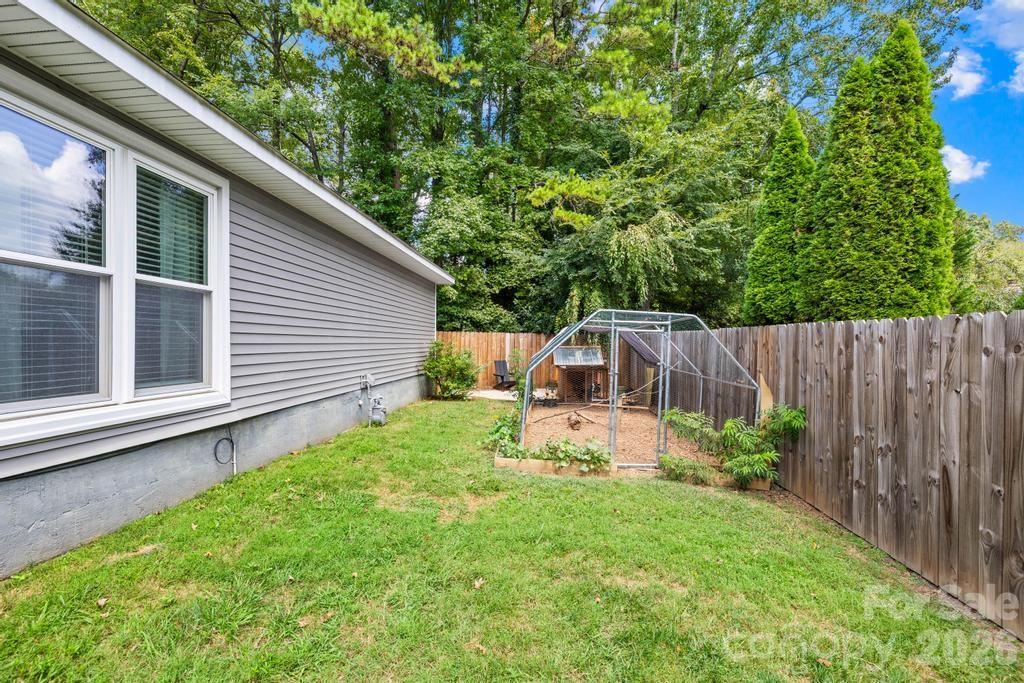 6509 Wealdstone Court — Mint Hill