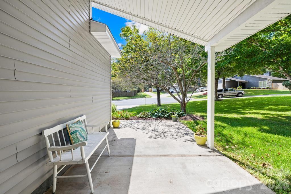 6509 Wealdstone Court — Mint Hill