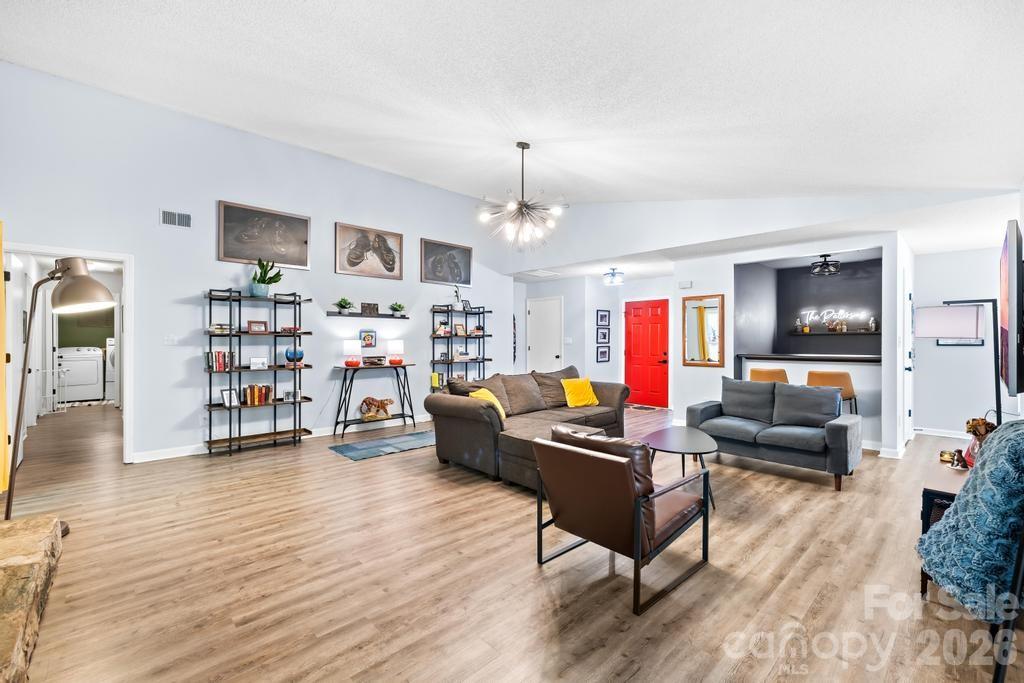 6509 Wealdstone Court — Mint Hill