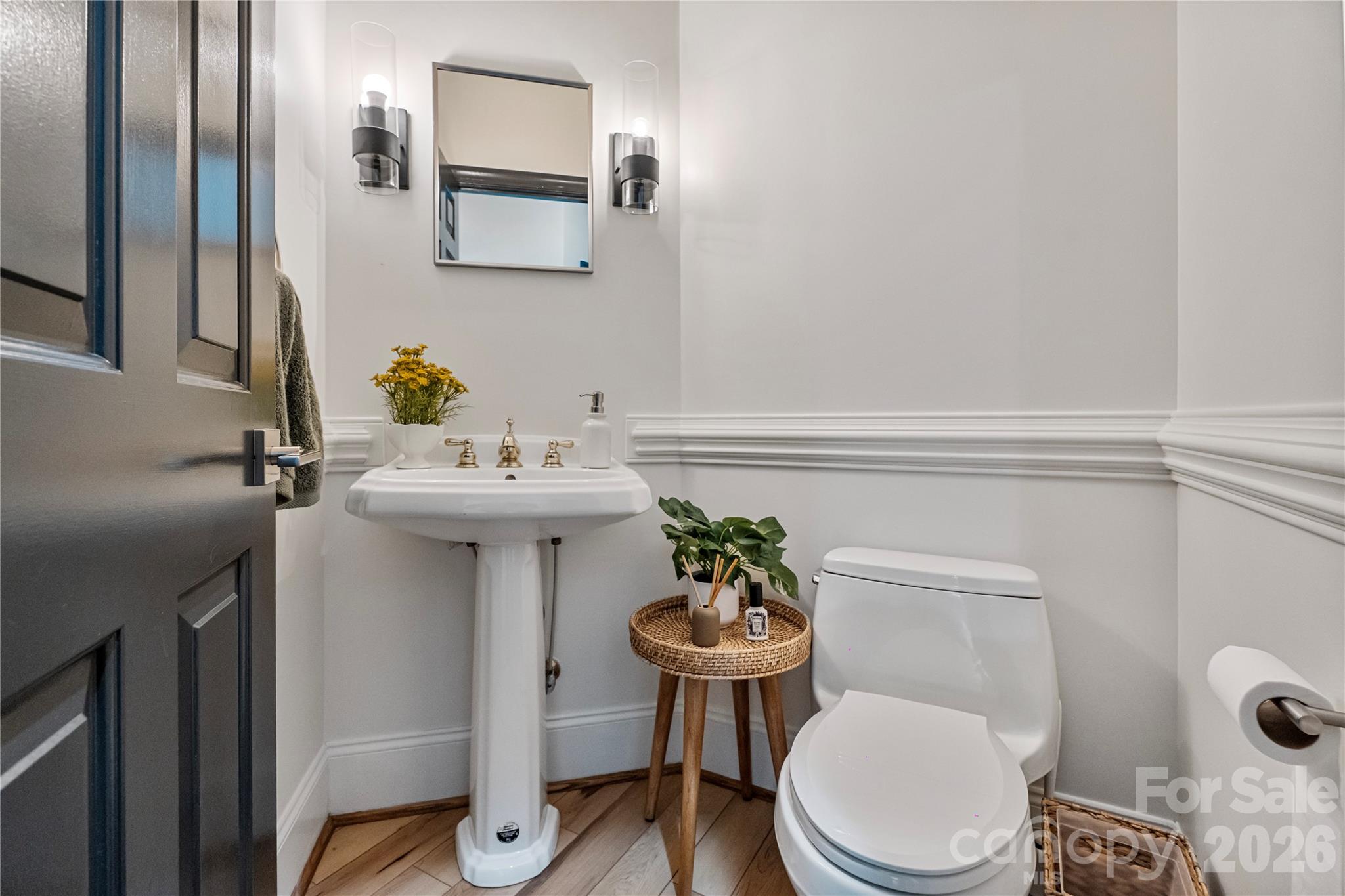 1019 10th Street Lane NW — Hickory