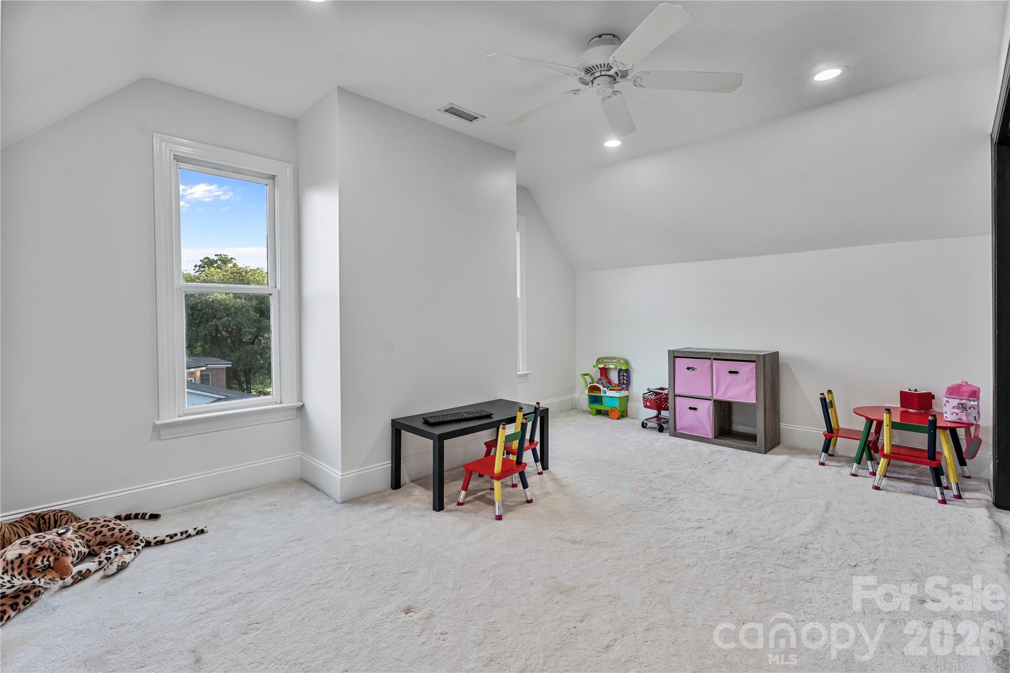 1019 10th Street Lane NW — Hickory
