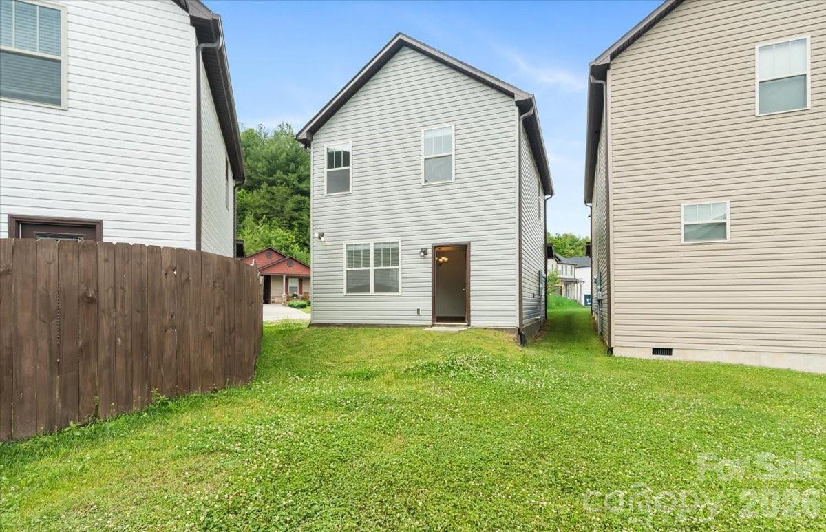 226 Cardwell Lane — Fletcher