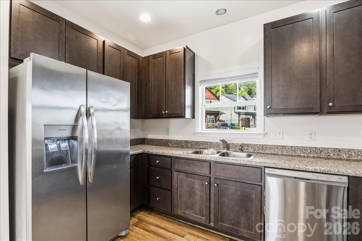226 Cardwell Lane — Fletcher