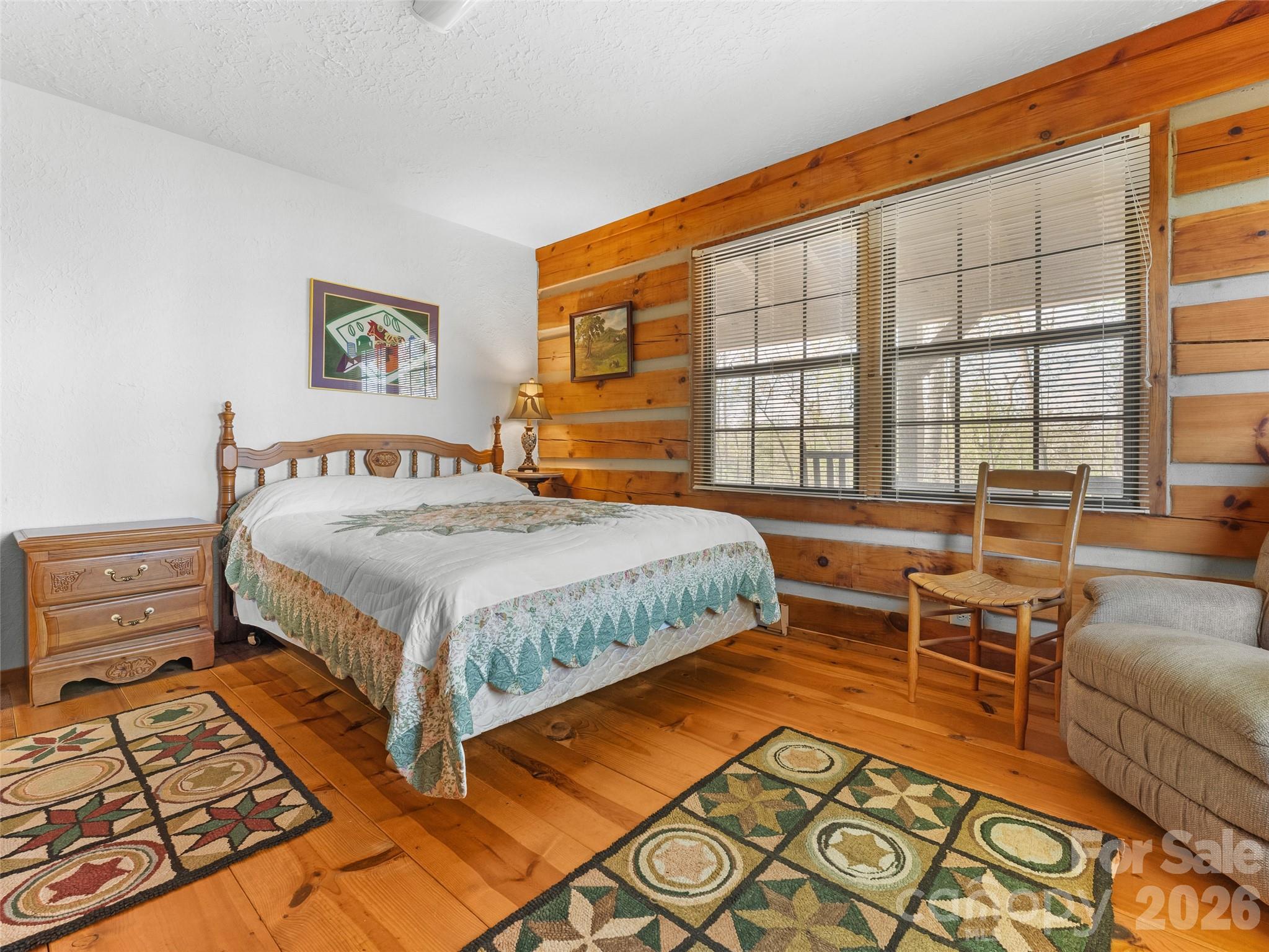 178 Tablerock Drive — Saluda