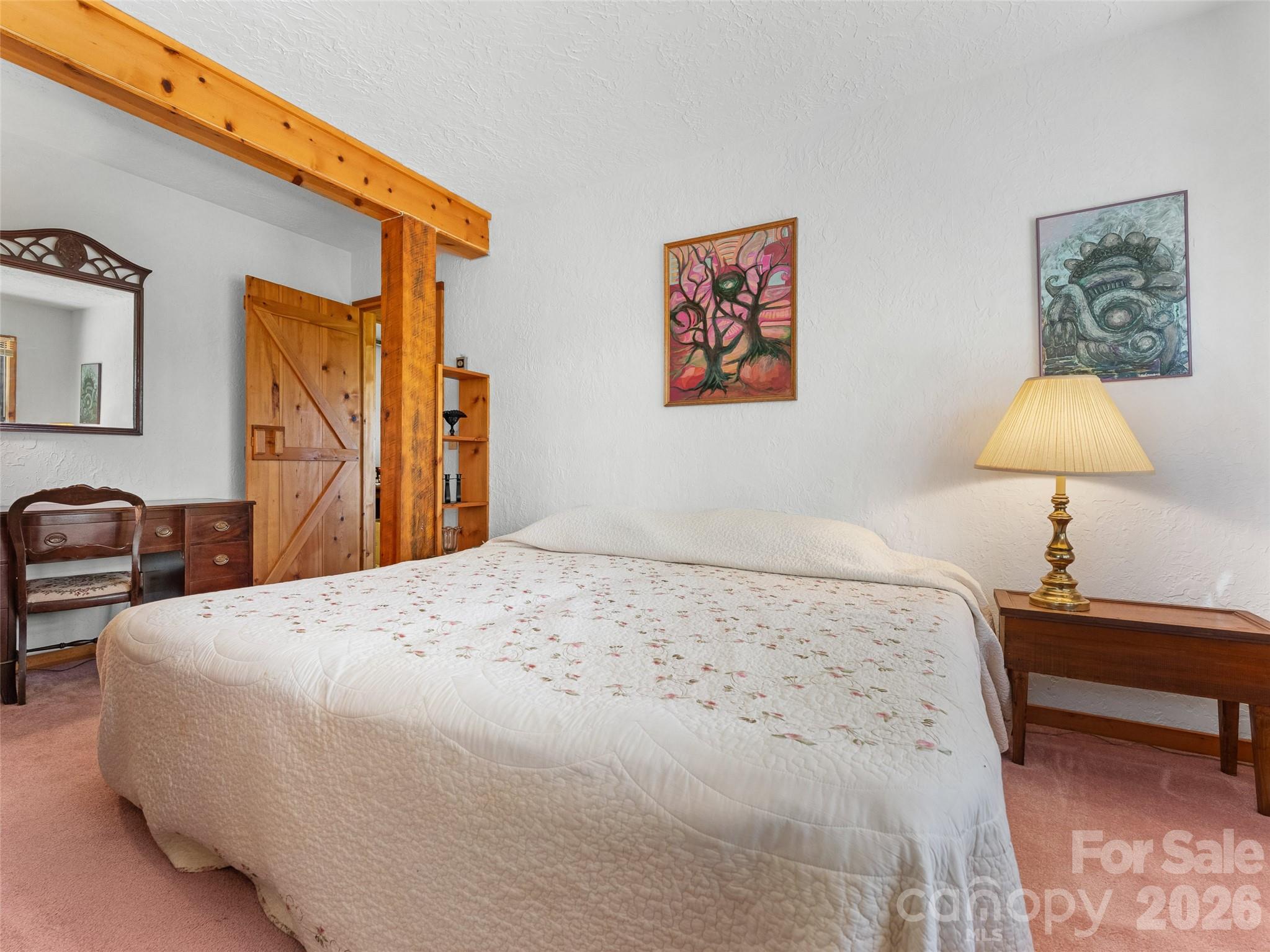 178 Tablerock Drive — Saluda