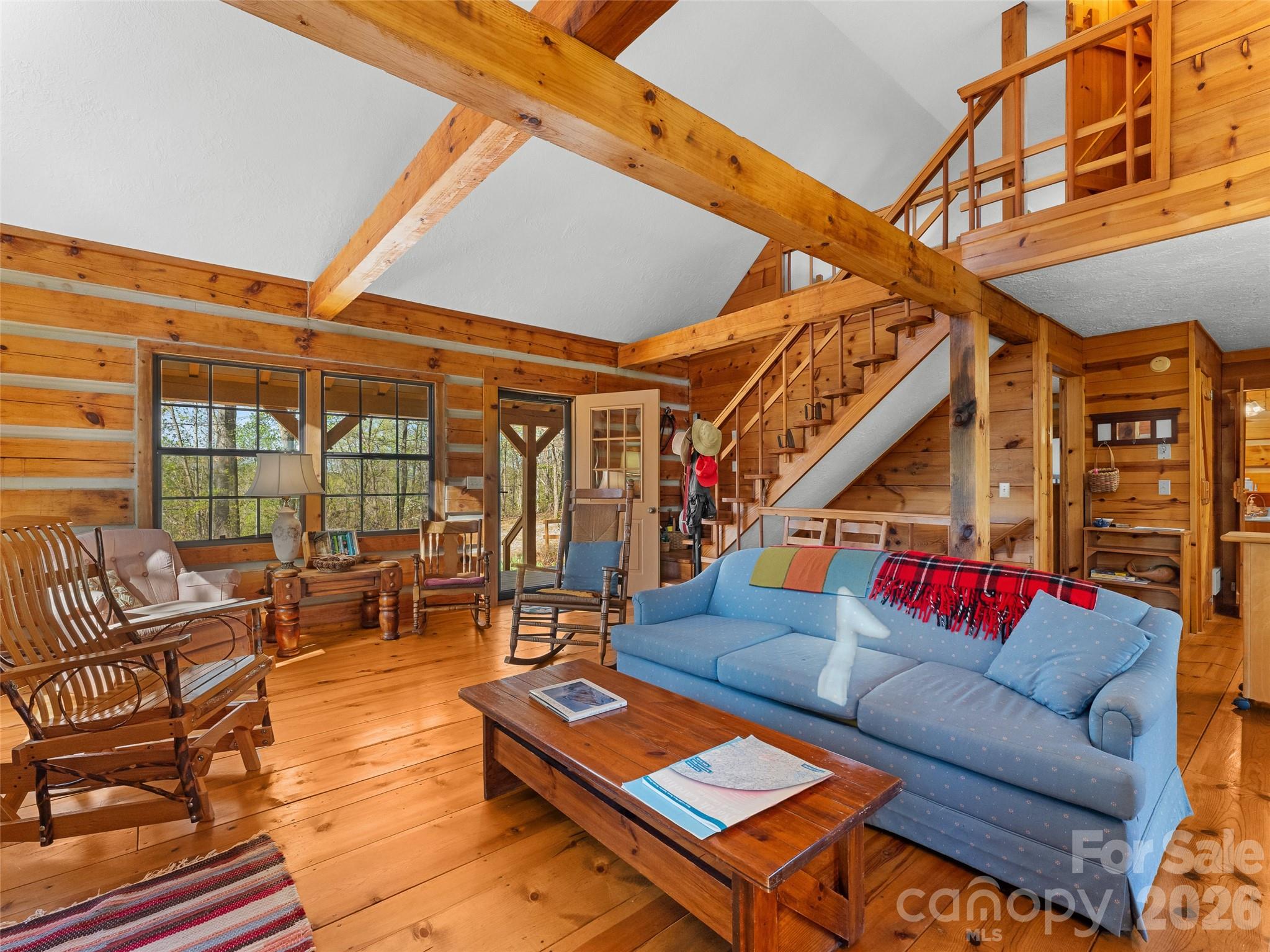 178 Tablerock Drive — Saluda