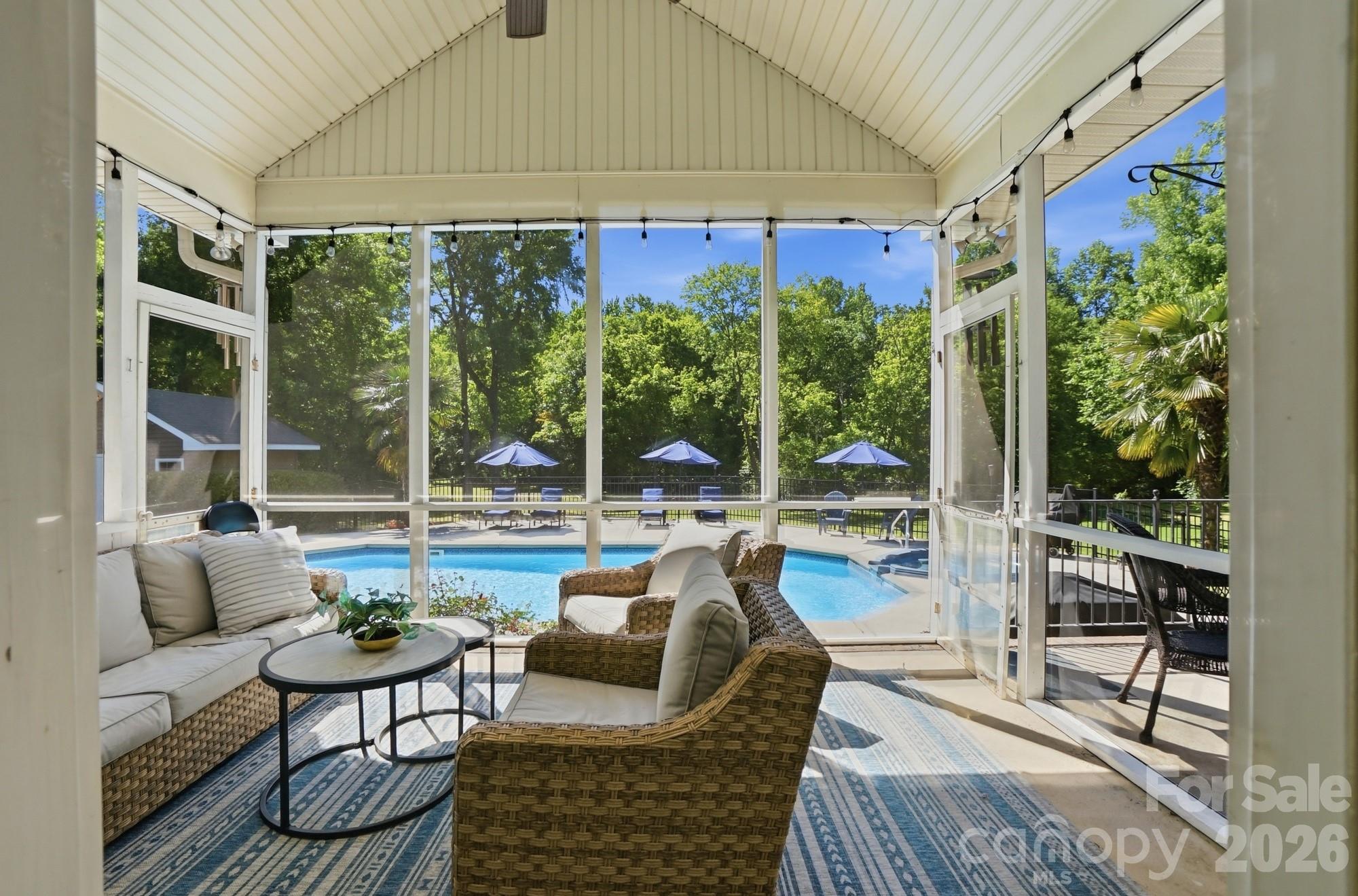 2066 Applebrook Drive — Wesley Chapel