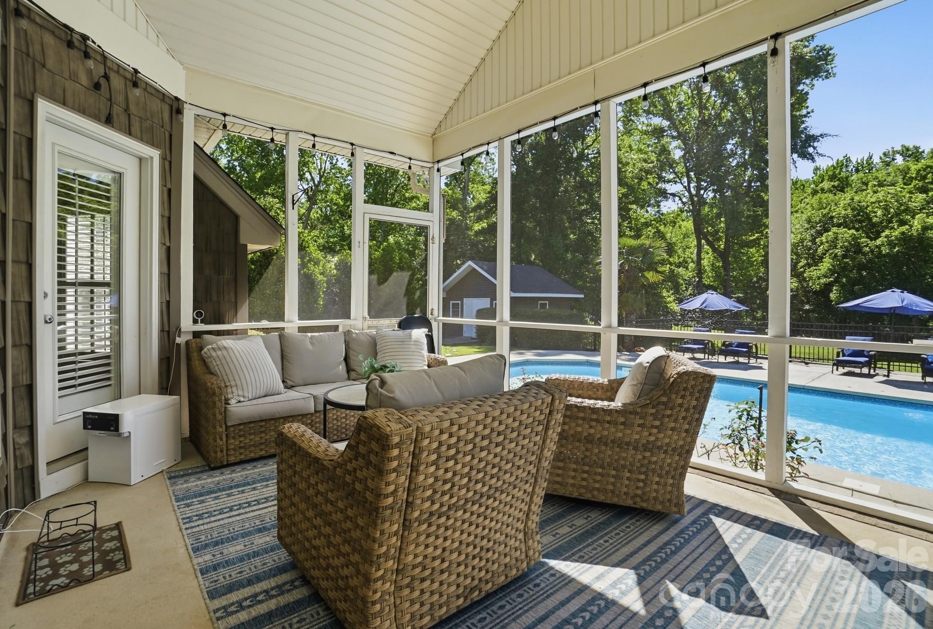 2066 Applebrook Drive — Wesley Chapel