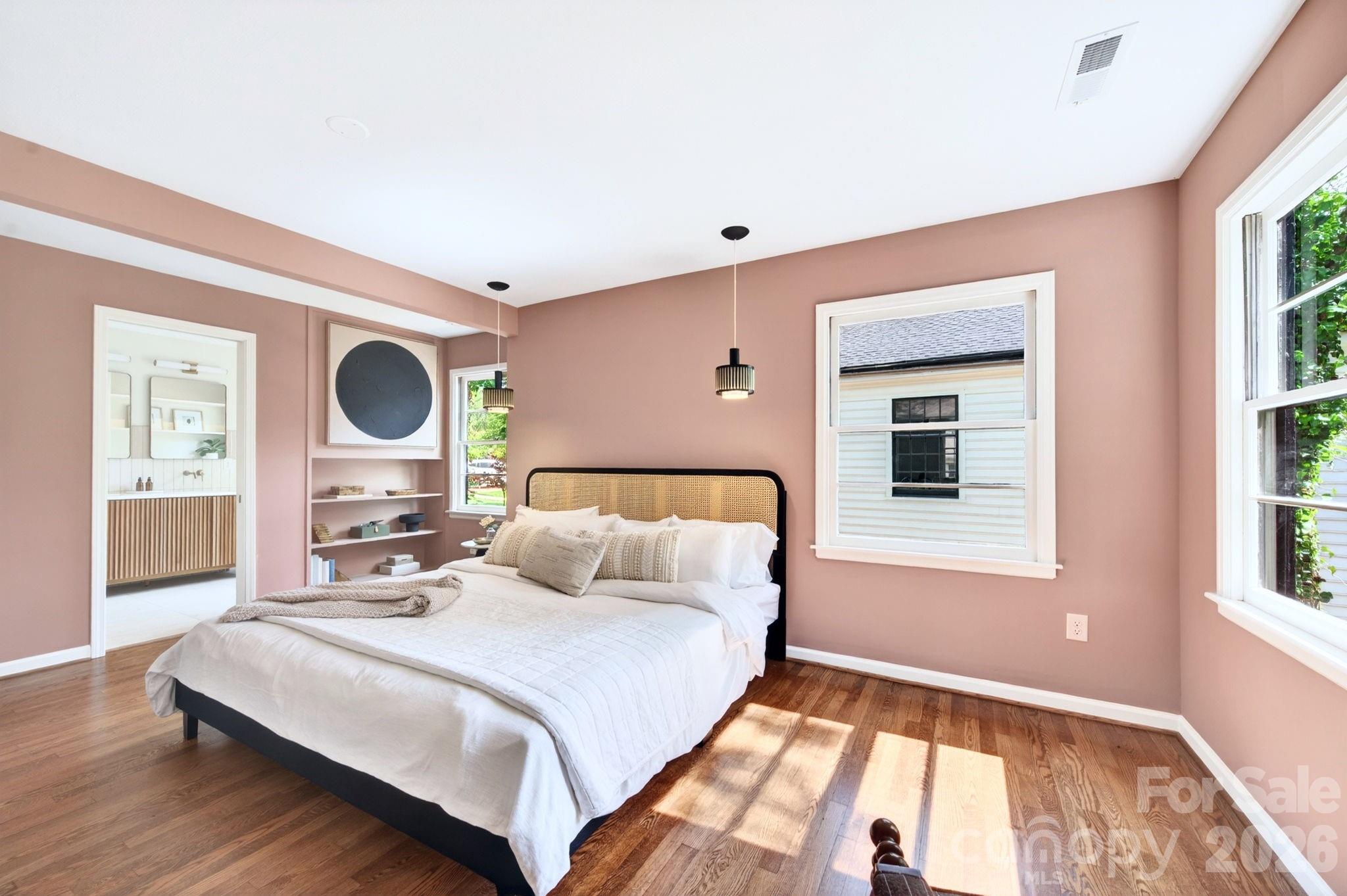 4 Baird Lane — Asheville
