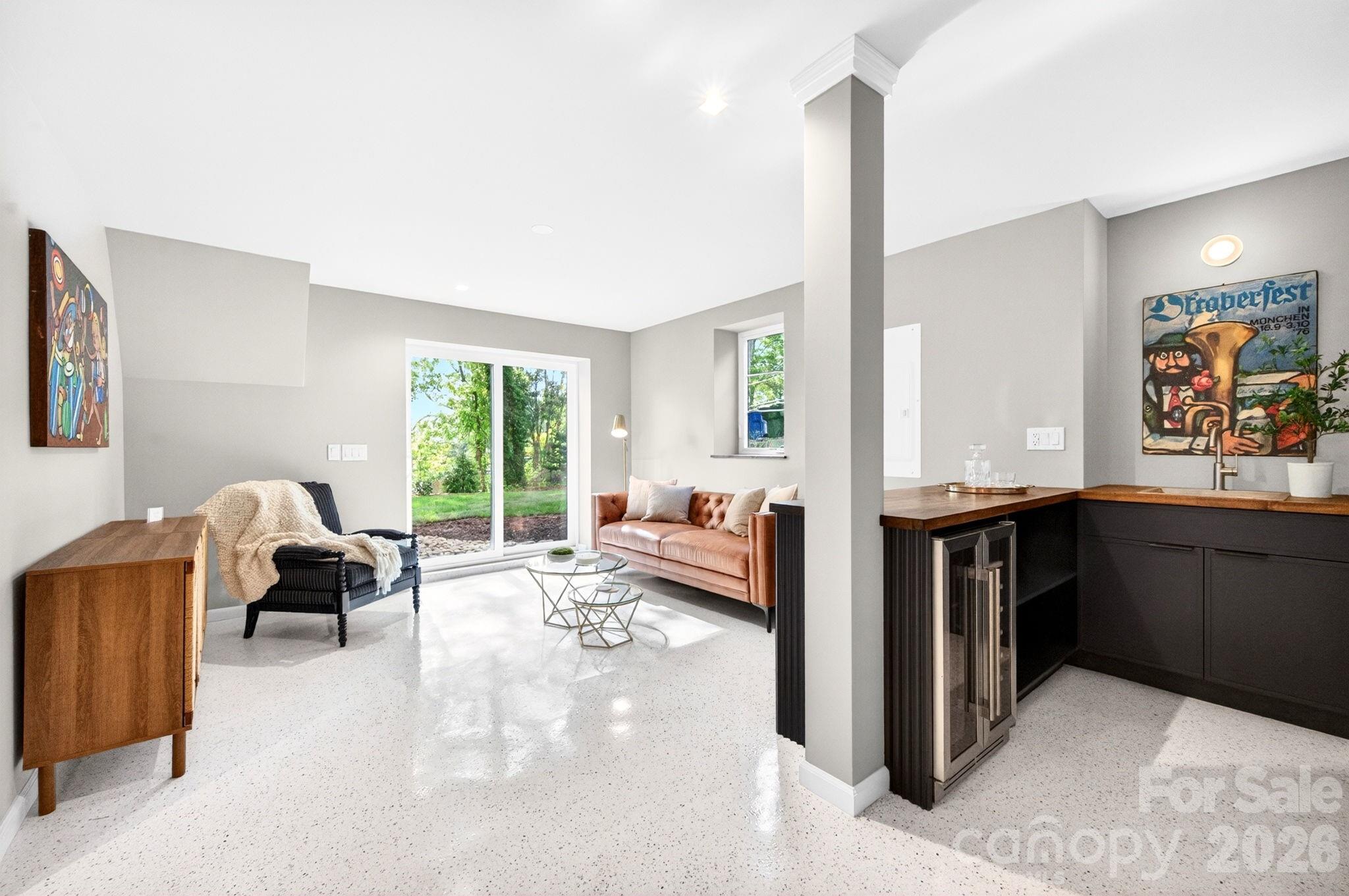 4 Baird Lane — Asheville
