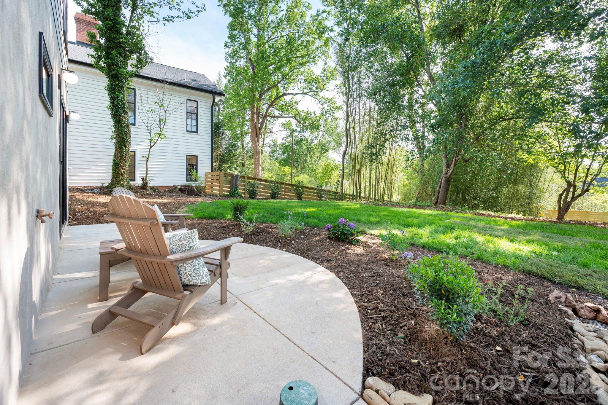 4 Baird Lane — Asheville