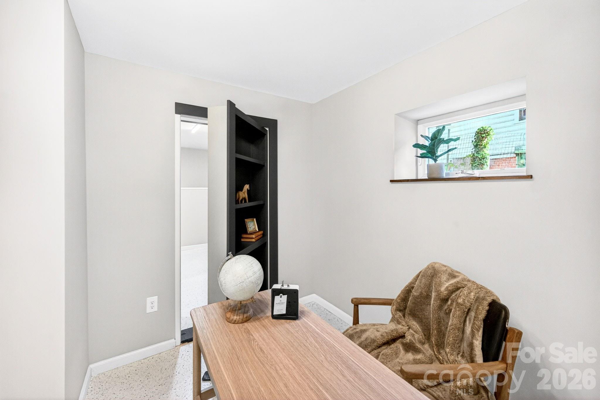4 Baird Lane — Asheville