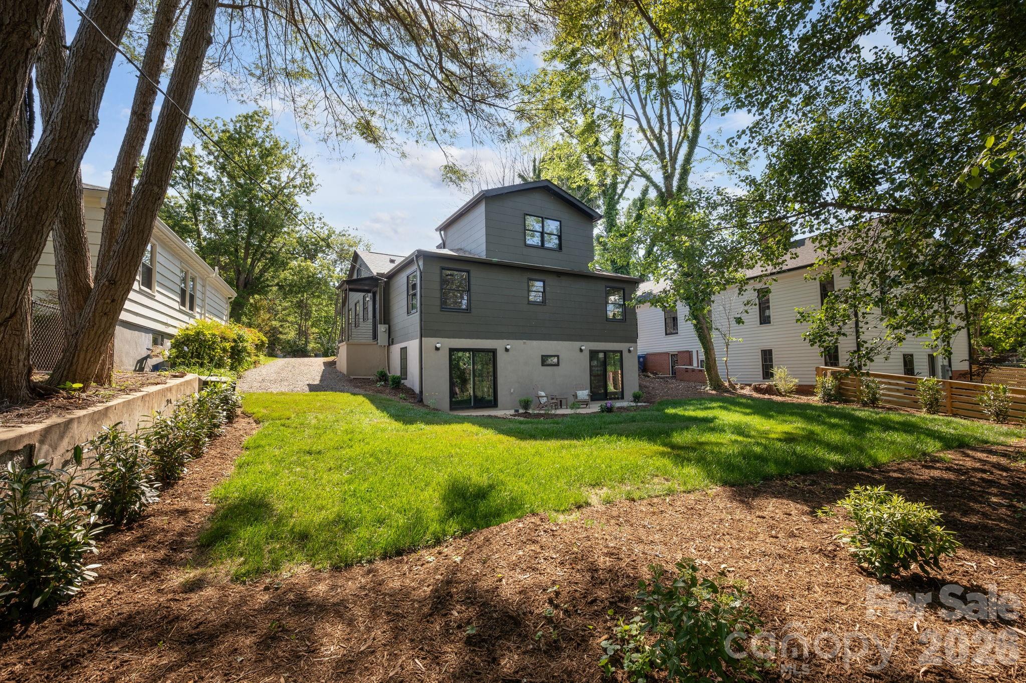 4 Baird Lane — Asheville