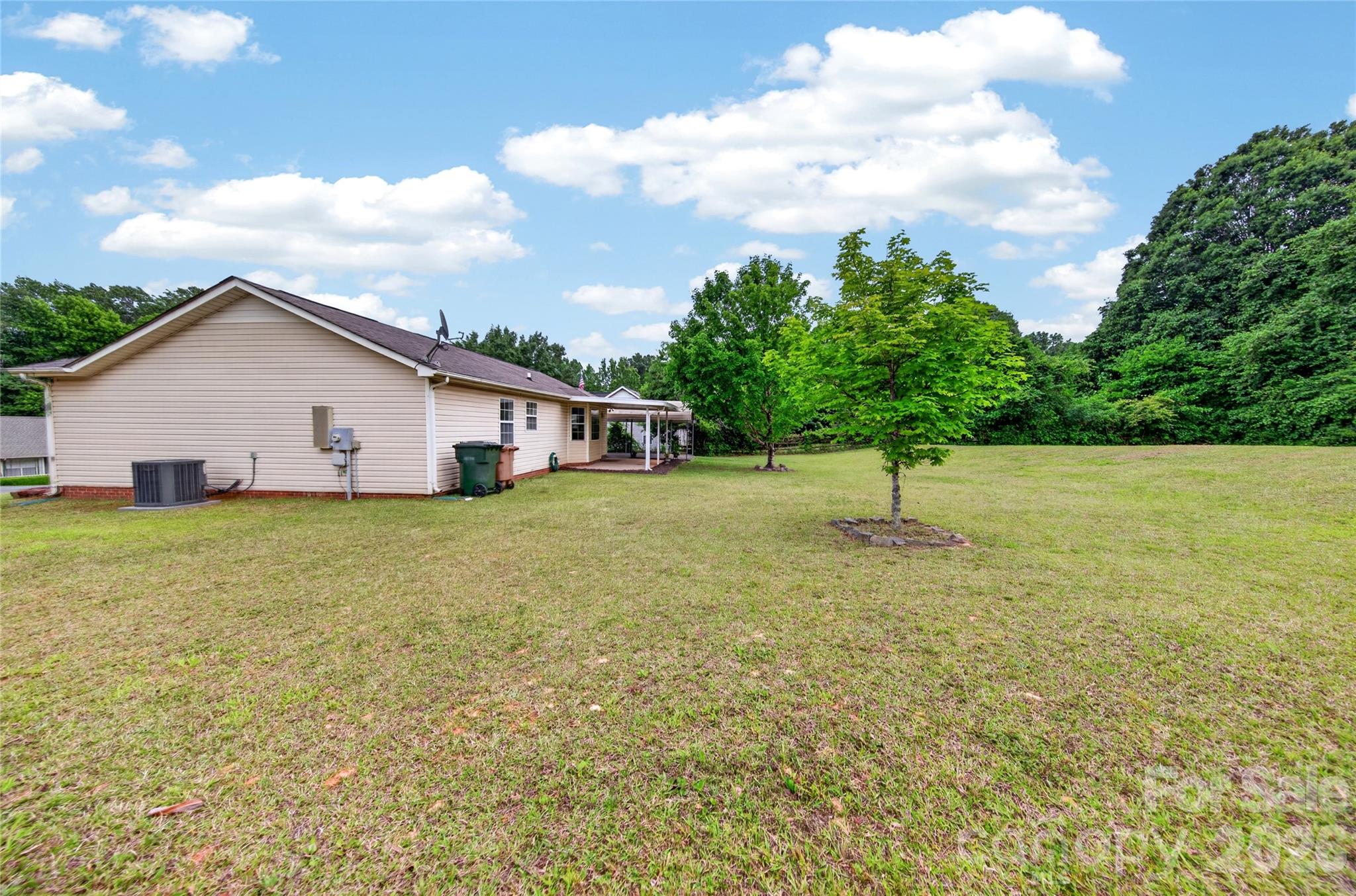 3504 Sassafras Trail — Waxhaw