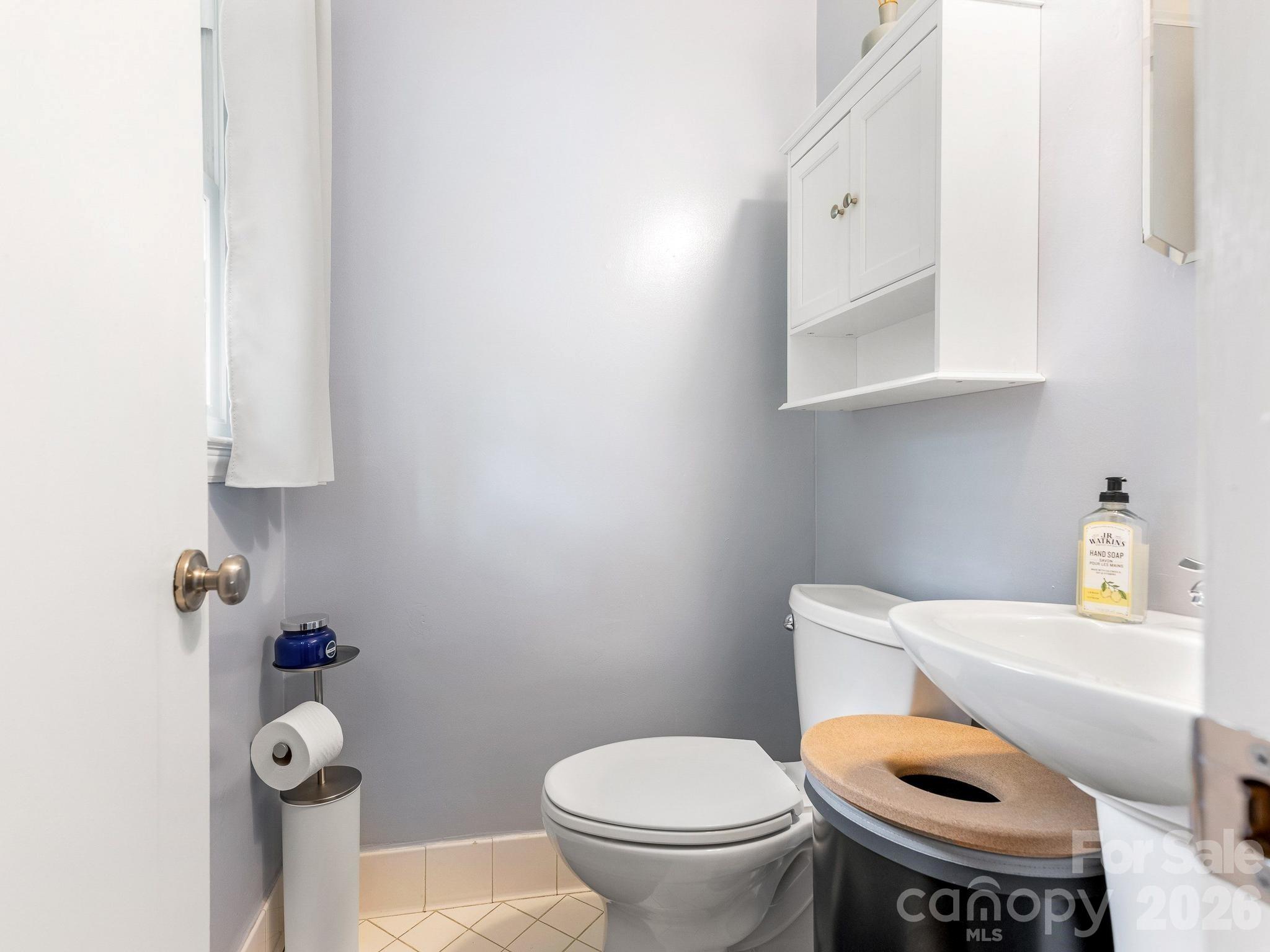 845 Fairbanks Road — Charlotte